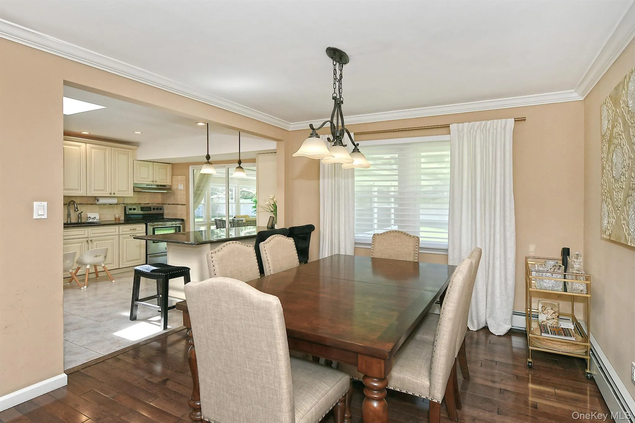 38 Maridon Lane, Huntington, NY, 4 Bedrooms Bedrooms, 10 Rooms Rooms,3 BathroomsBathrooms,Residential,For Rent,Maridon,0,1011665 38 Maridon Lane, Huntington, NY, 4 Bedrooms Bedrooms, 10 Rooms Rooms,3 BathroomsBathrooms,Residential,For Rent,Maridon,0,1011665