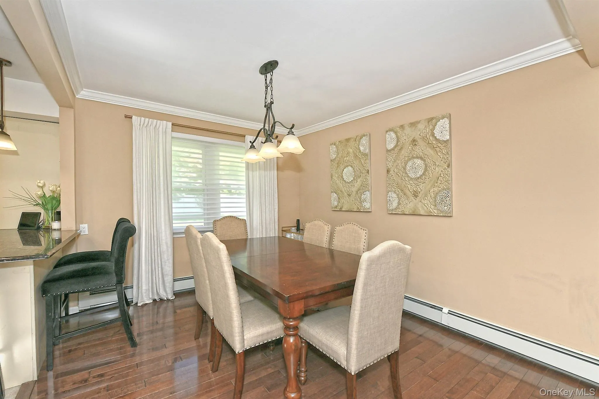 38 Maridon Lane, Huntington, NY, 4 Bedrooms Bedrooms, 10 Rooms Rooms,3 BathroomsBathrooms,Residential,For Rent,Maridon,0,1011665 38 Maridon Lane, Huntington, NY, 4 Bedrooms Bedrooms, 10 Rooms Rooms,3 BathroomsBathrooms,Residential,For Rent,Maridon,0,1011665