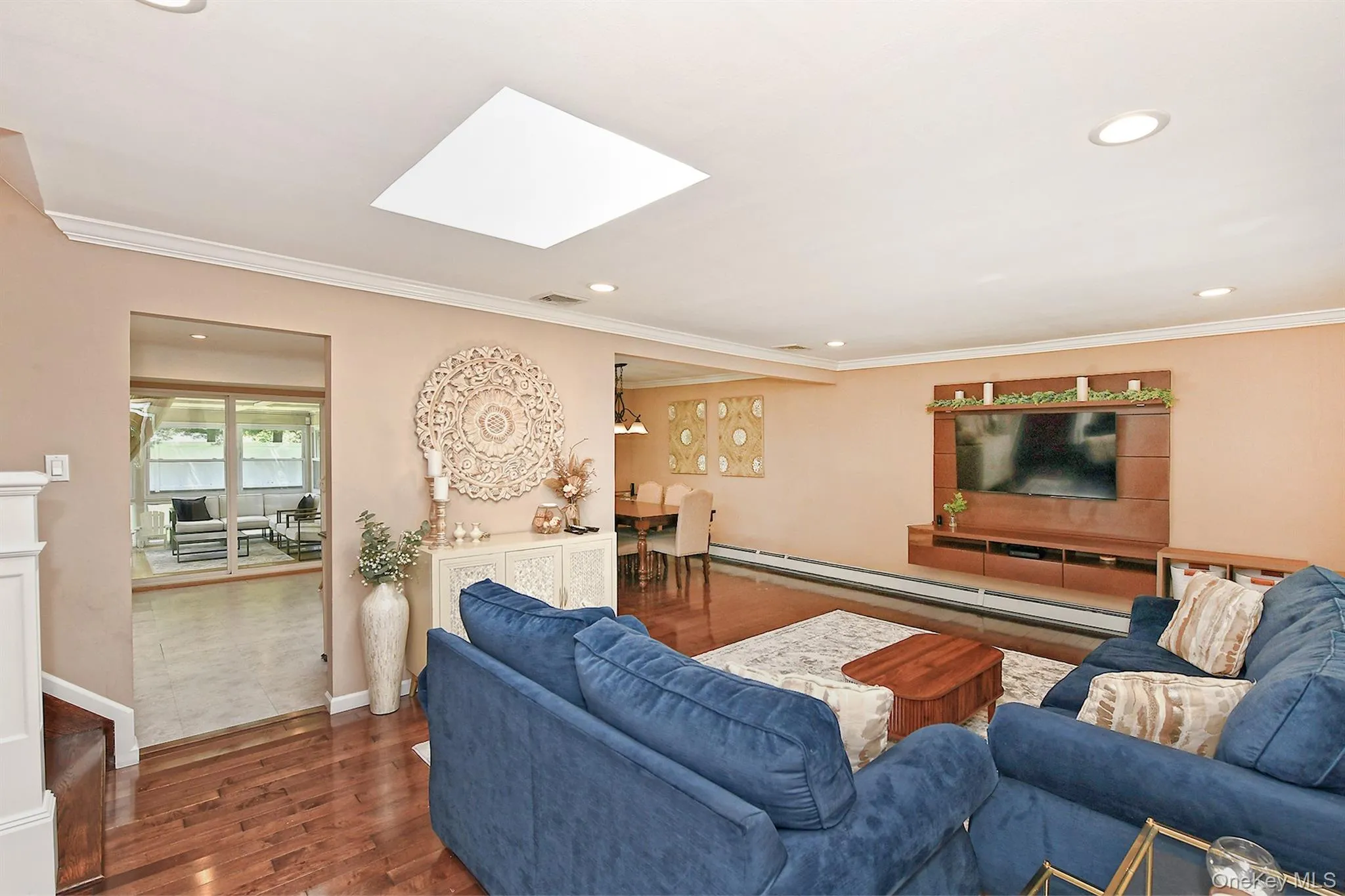 38 Maridon Lane, Huntington, NY, 4 Bedrooms Bedrooms, 10 Rooms Rooms,3 BathroomsBathrooms,Residential,For Rent,Maridon,0,1011665 38 Maridon Lane, Huntington, NY, 4 Bedrooms Bedrooms, 10 Rooms Rooms,3 BathroomsBathrooms,Residential,For Rent,Maridon,0,1011665