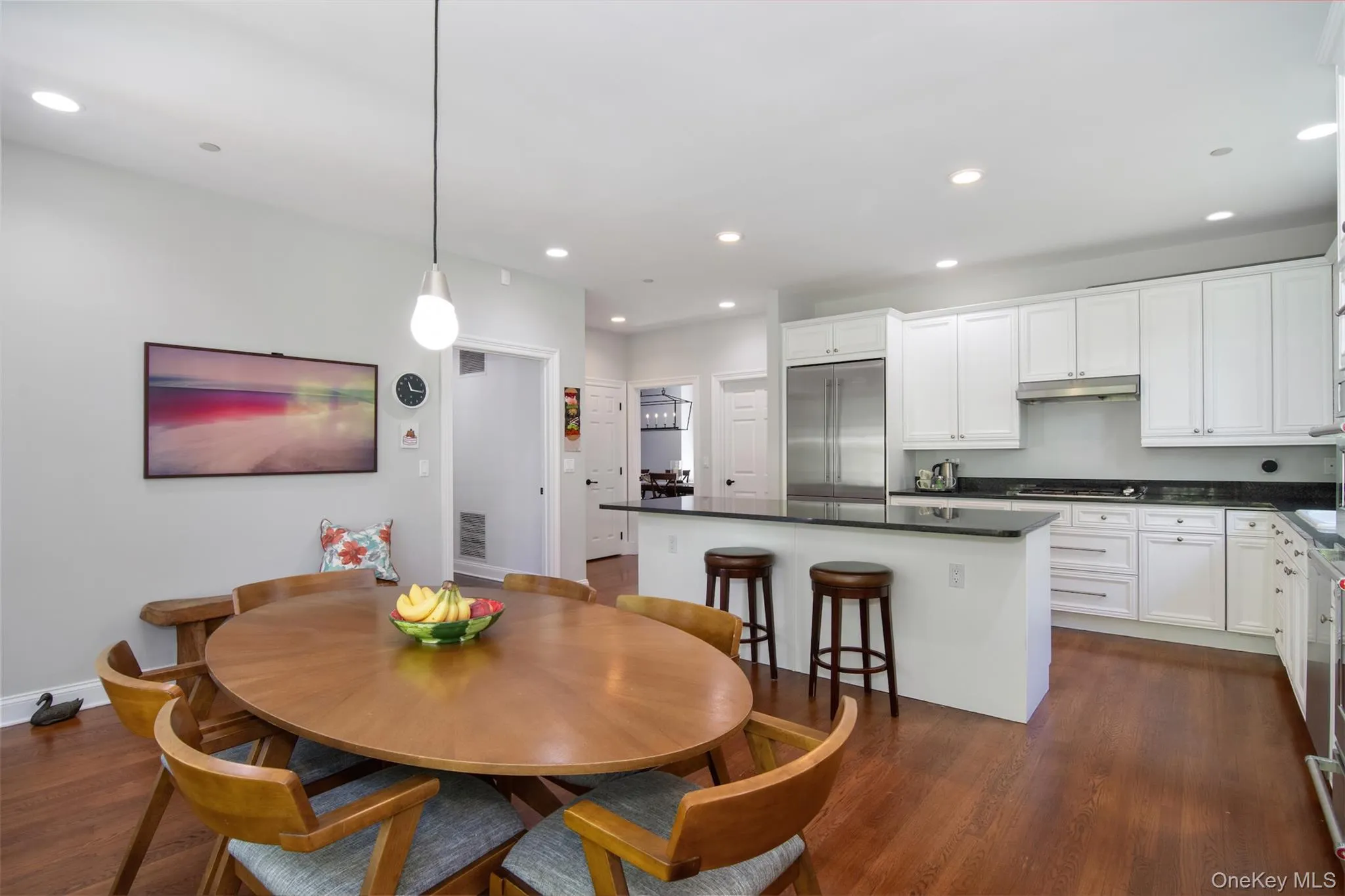 Large kitchen and breakfast room Large kitchen and breakfast room