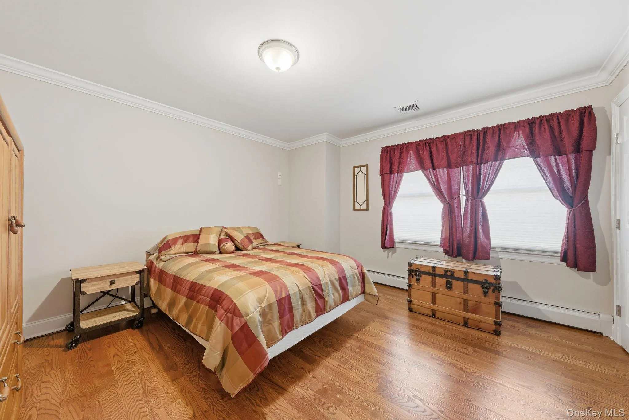 14 Jackson Place, Oyster Bay, NY, 5 Bedrooms Bedrooms, 9 Rooms Rooms,2 BathroomsBathrooms,Residential,For Rent,Jackson,0,1011667 14 Jackson Place, Oyster Bay, NY, 5 Bedrooms Bedrooms, 9 Rooms Rooms,2 BathroomsBathrooms,Residential,For Rent,Jackson,0,1011667