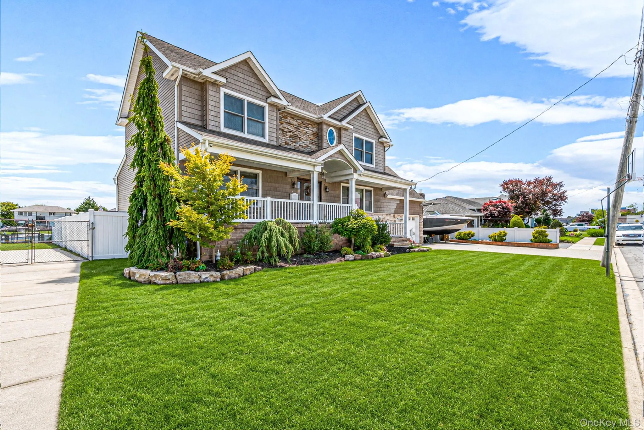 14 Jackson Place, Oyster Bay, NY, 5 Bedrooms Bedrooms, 9 Rooms Rooms,2 BathroomsBathrooms,Residential,For Rent,Jackson,0,1011667 14 Jackson Place, Oyster Bay, NY, 5 Bedrooms Bedrooms, 9 Rooms Rooms,2 BathroomsBathrooms,Residential,For Rent,Jackson,0,1011667