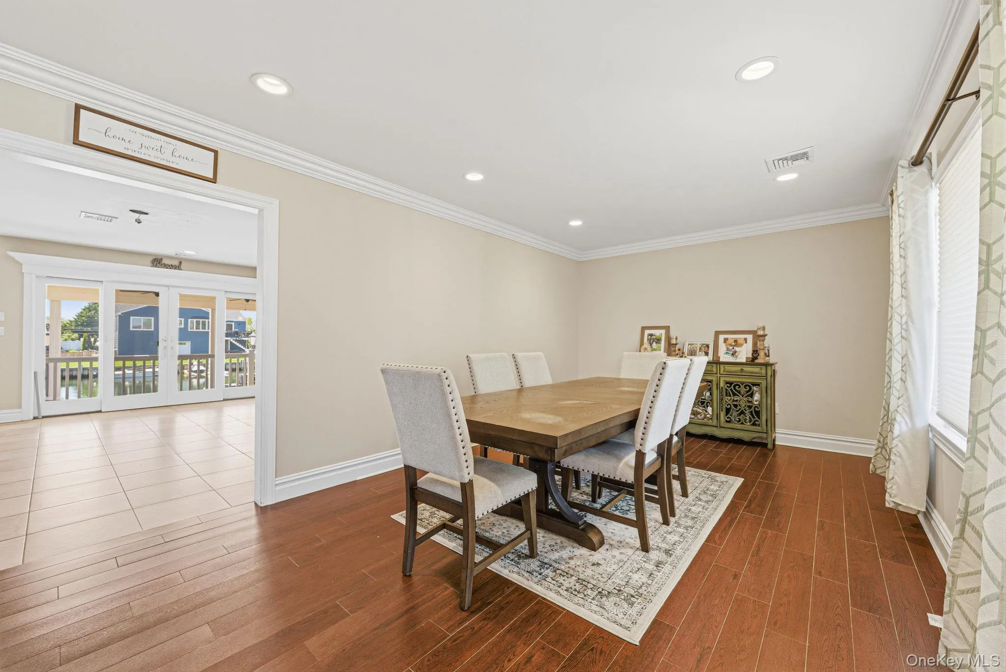 14 Jackson Place, Oyster Bay, NY, 5 Bedrooms Bedrooms, 9 Rooms Rooms,2 BathroomsBathrooms,Residential,For Rent,Jackson,0,1011667 14 Jackson Place, Oyster Bay, NY, 5 Bedrooms Bedrooms, 9 Rooms Rooms,2 BathroomsBathrooms,Residential,For Rent,Jackson,0,1011667