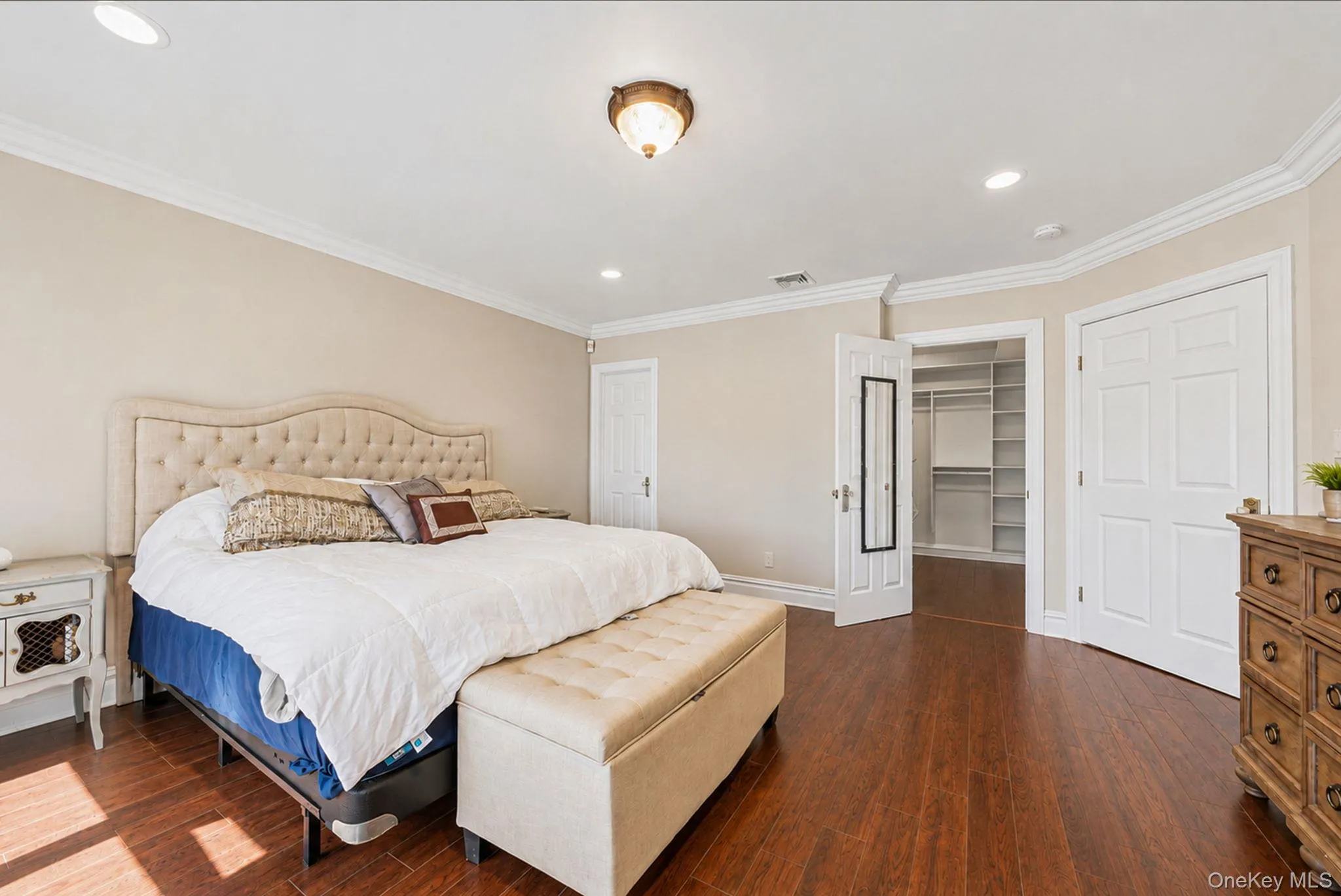 14 Jackson Place, Oyster Bay, NY, 5 Bedrooms Bedrooms, 9 Rooms Rooms,2 BathroomsBathrooms,Residential,For Rent,Jackson,0,1011667 14 Jackson Place, Oyster Bay, NY, 5 Bedrooms Bedrooms, 9 Rooms Rooms,2 BathroomsBathrooms,Residential,For Rent,Jackson,0,1011667