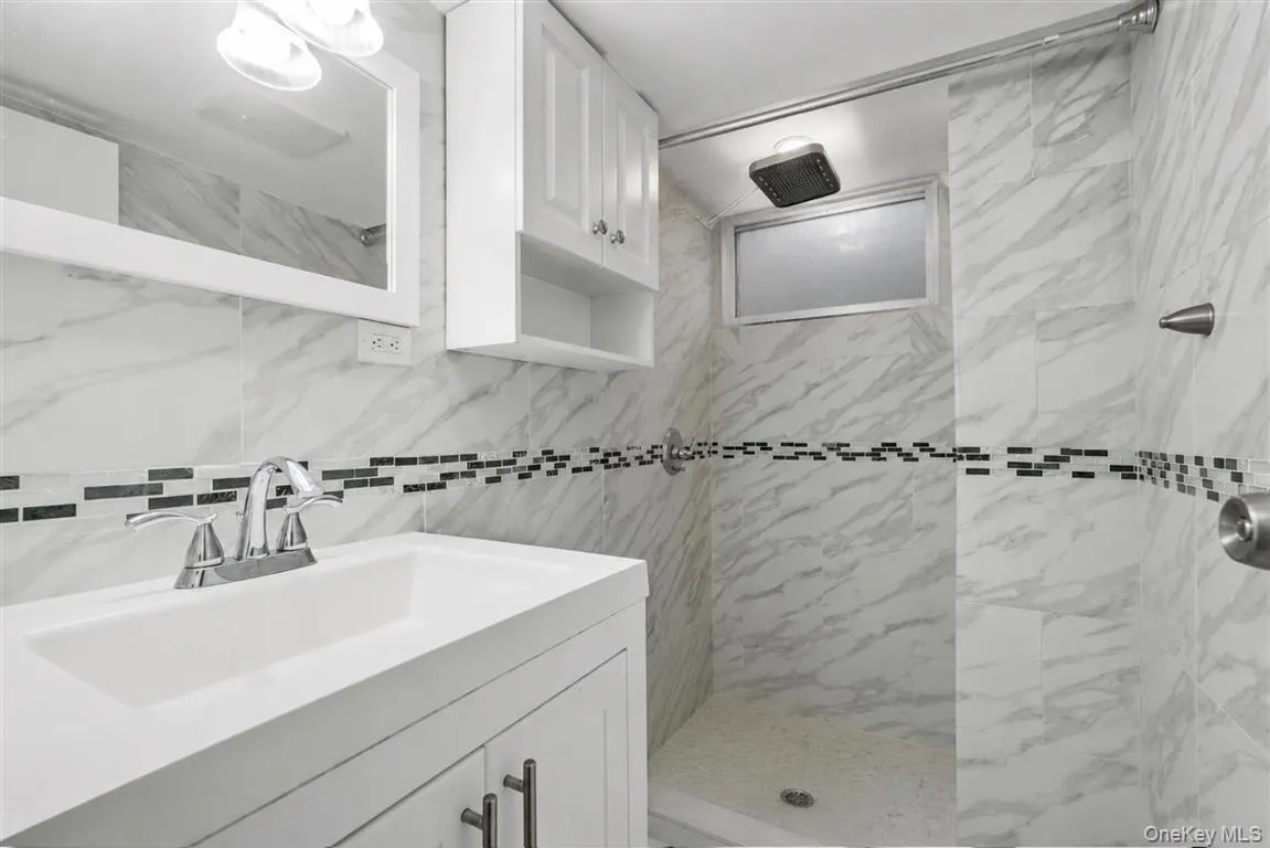 88-49 185th Street, New York, NY, 5 Bedrooms Bedrooms, 9 Rooms Rooms,2 BathroomsBathrooms,Residential,For Rent,185th,0,1011670 88-49 185th Street, New York, NY, 5 Bedrooms Bedrooms, 9 Rooms Rooms,2 BathroomsBathrooms,Residential,For Rent,185th,0,1011670