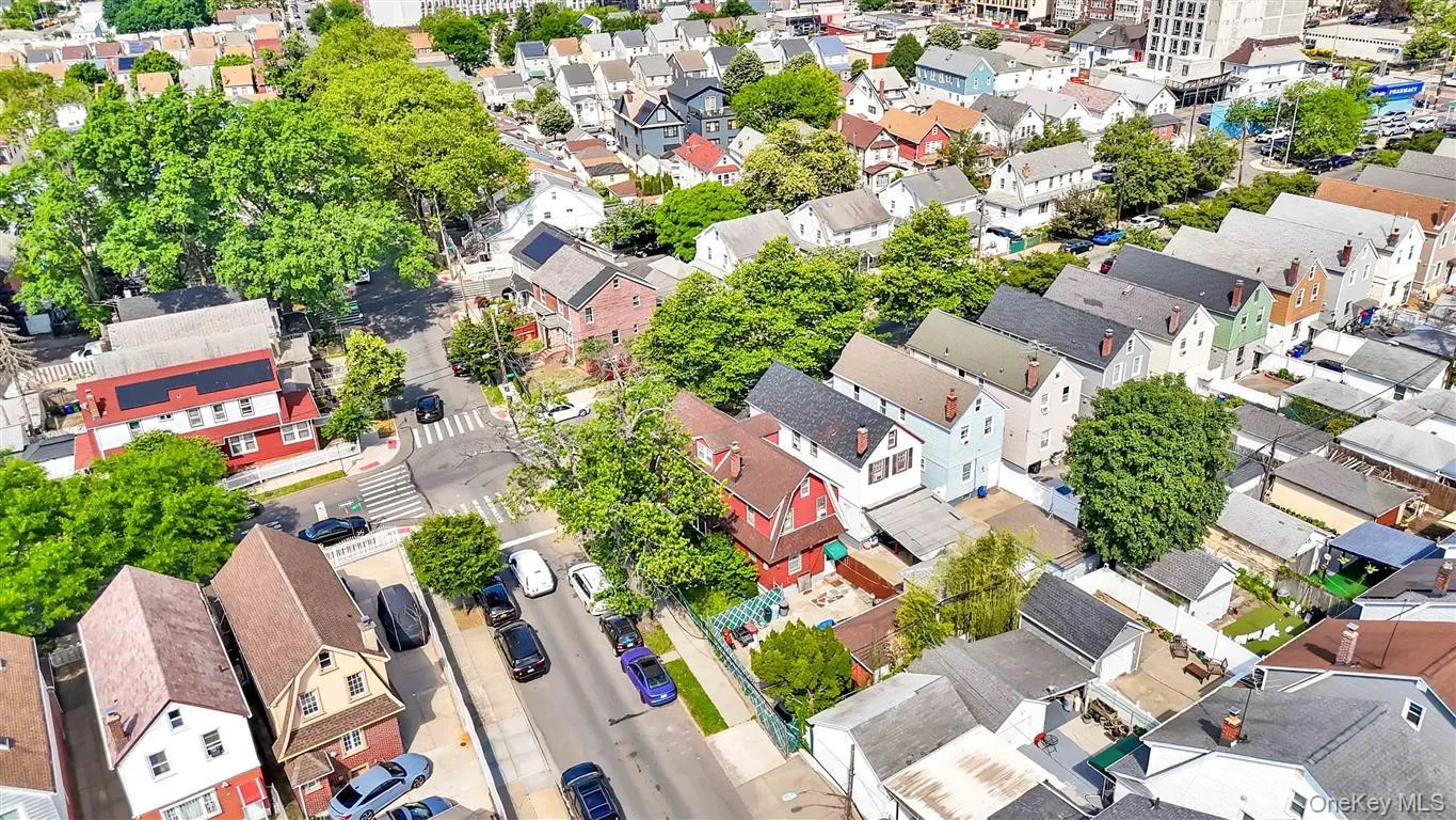 88-49 185th Street, New York, NY, 5 Bedrooms Bedrooms, 9 Rooms Rooms,2 BathroomsBathrooms,Residential,For Rent,185th,0,1011670 88-49 185th Street, New York, NY, 5 Bedrooms Bedrooms, 9 Rooms Rooms,2 BathroomsBathrooms,Residential,For Rent,185th,0,1011670