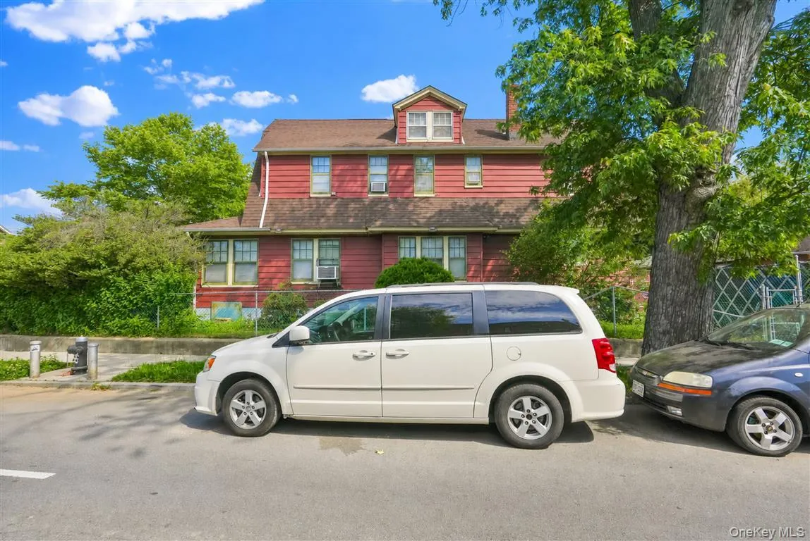 88-49 185th Street, New York, NY, 5 Bedrooms Bedrooms, 9 Rooms Rooms,2 BathroomsBathrooms,Residential,For Rent,185th,0,1011670 88-49 185th Street, New York, NY, 5 Bedrooms Bedrooms, 9 Rooms Rooms,2 BathroomsBathrooms,Residential,For Rent,185th,0,1011670