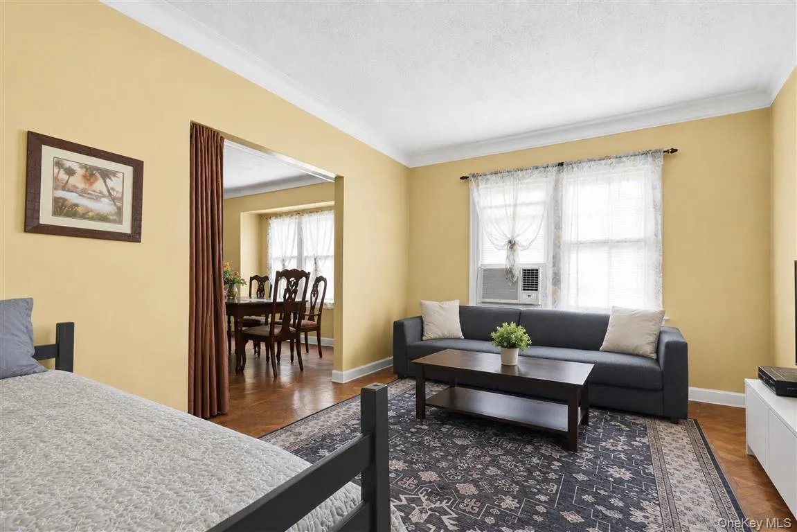 88-49 185th Street, New York, NY, 5 Bedrooms Bedrooms, 9 Rooms Rooms,2 BathroomsBathrooms,Residential,For Rent,185th,0,1011670 88-49 185th Street, New York, NY, 5 Bedrooms Bedrooms, 9 Rooms Rooms,2 BathroomsBathrooms,Residential,For Rent,185th,0,1011670