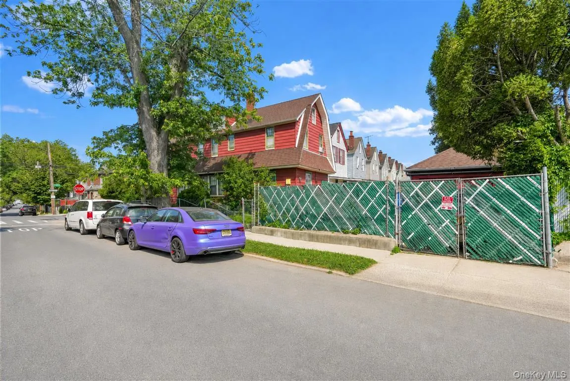 88-49 185th Street, New York, NY, 5 Bedrooms Bedrooms, 9 Rooms Rooms,2 BathroomsBathrooms,Residential,For Rent,185th,0,1011670 88-49 185th Street, New York, NY, 5 Bedrooms Bedrooms, 9 Rooms Rooms,2 BathroomsBathrooms,Residential,For Rent,185th,0,1011670