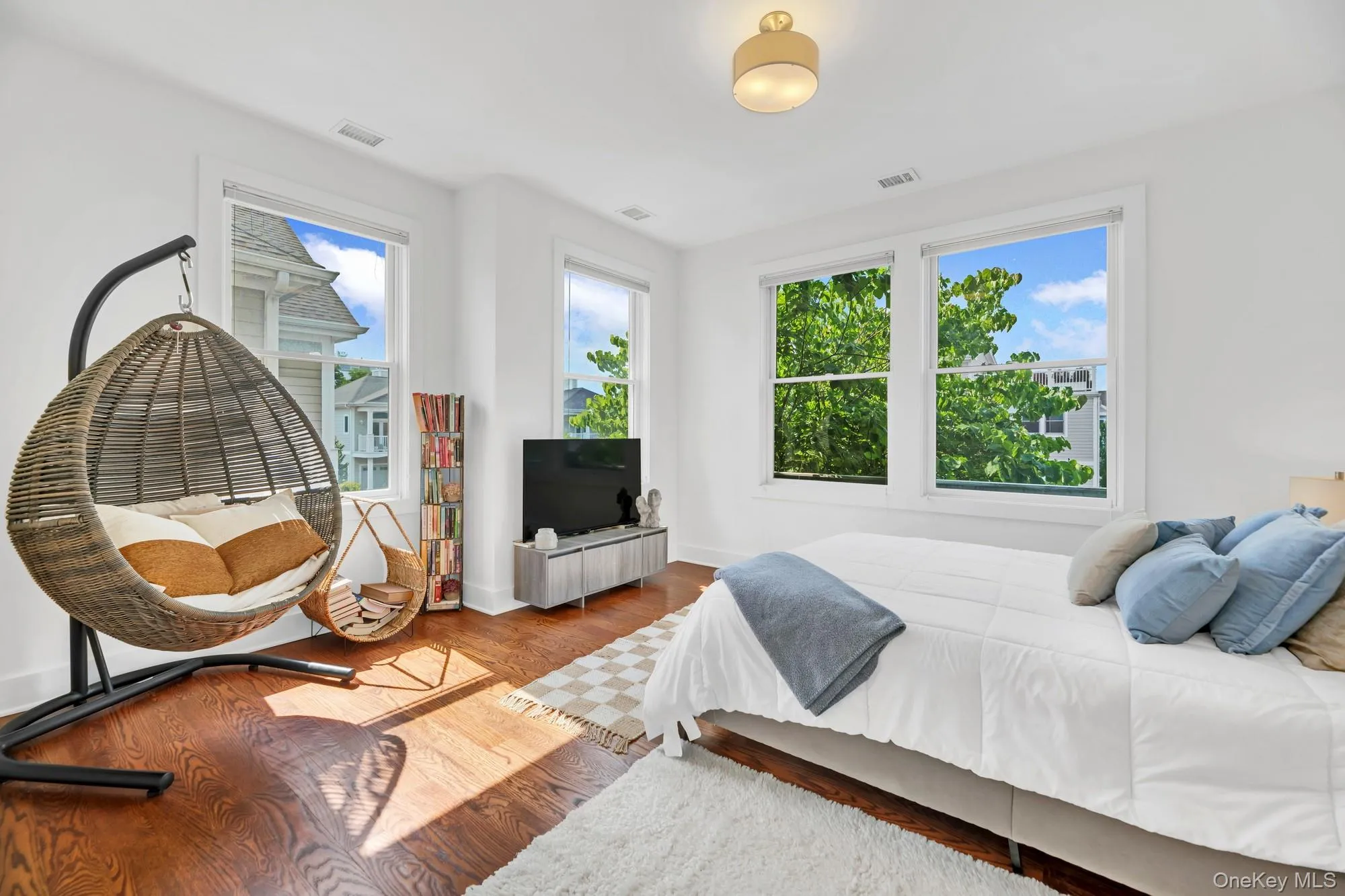 51 Island Point, New York, NY, 3 Bedrooms Bedrooms, 8 Rooms Rooms,3 BathroomsBathrooms,Residential,For Rent,Island Point,0,1011671 51 Island Point, New York, NY, 3 Bedrooms Bedrooms, 8 Rooms Rooms,3 BathroomsBathrooms,Residential,For Rent,Island Point,0,1011671