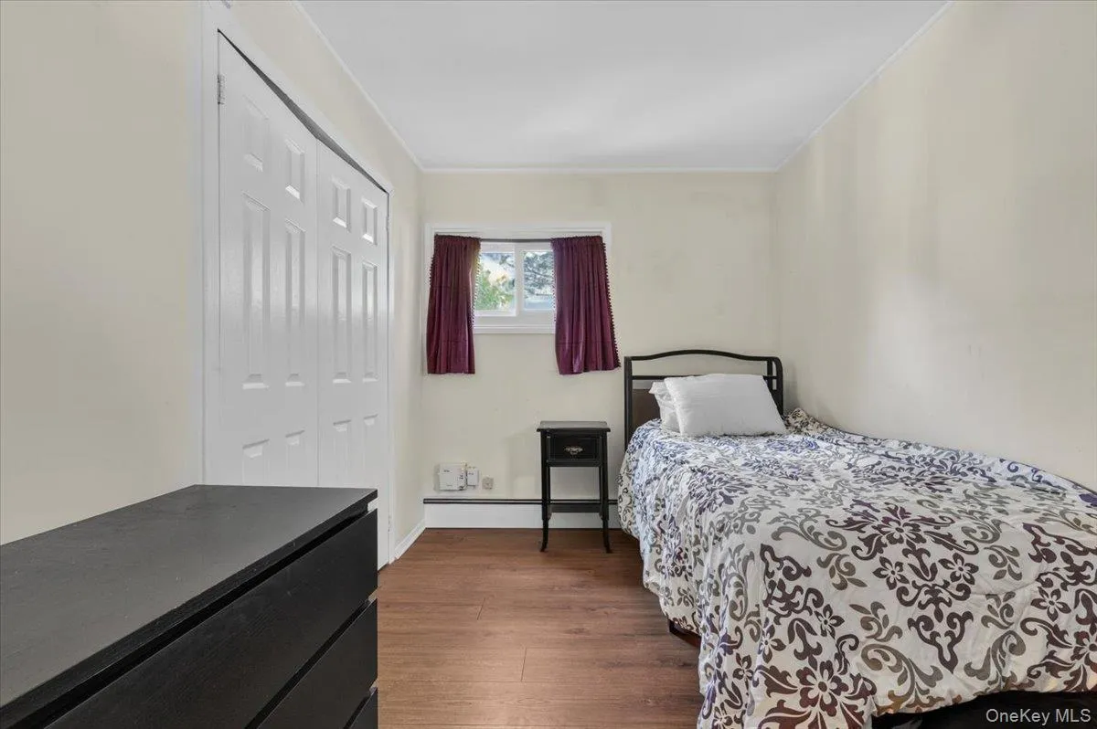 61 Elbow Lane, Hempstead, NY, 4 Bedrooms Bedrooms, 7 Rooms Rooms,2 BathroomsBathrooms,Residential,For Rent,Elbow,0,1011673 61 Elbow Lane, Hempstead, NY, 4 Bedrooms Bedrooms, 7 Rooms Rooms,2 BathroomsBathrooms,Residential,For Rent,Elbow,0,1011673