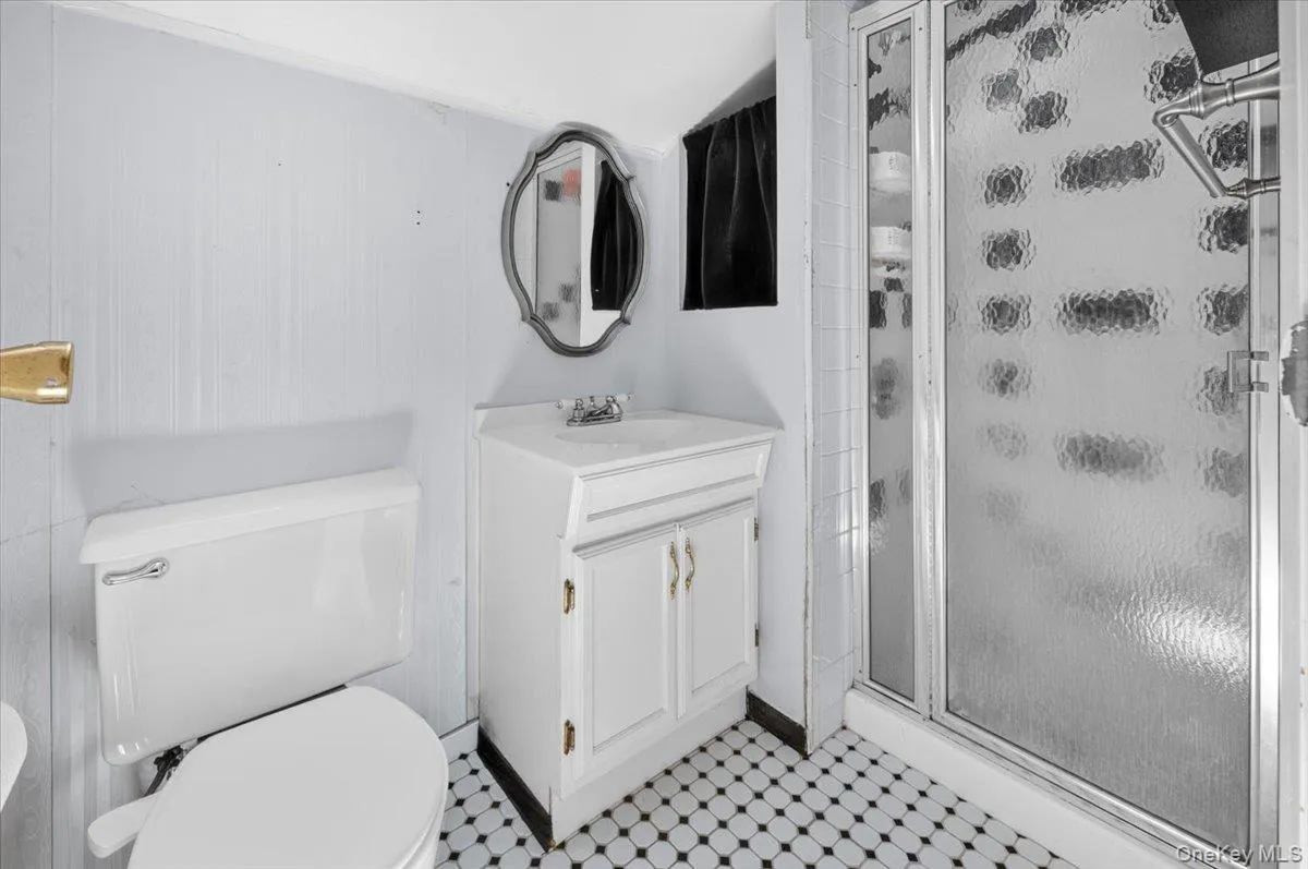 61 Elbow Lane, Hempstead, NY, 4 Bedrooms Bedrooms, 7 Rooms Rooms,2 BathroomsBathrooms,Residential,For Rent,Elbow,0,1011673 61 Elbow Lane, Hempstead, NY, 4 Bedrooms Bedrooms, 7 Rooms Rooms,2 BathroomsBathrooms,Residential,For Rent,Elbow,0,1011673