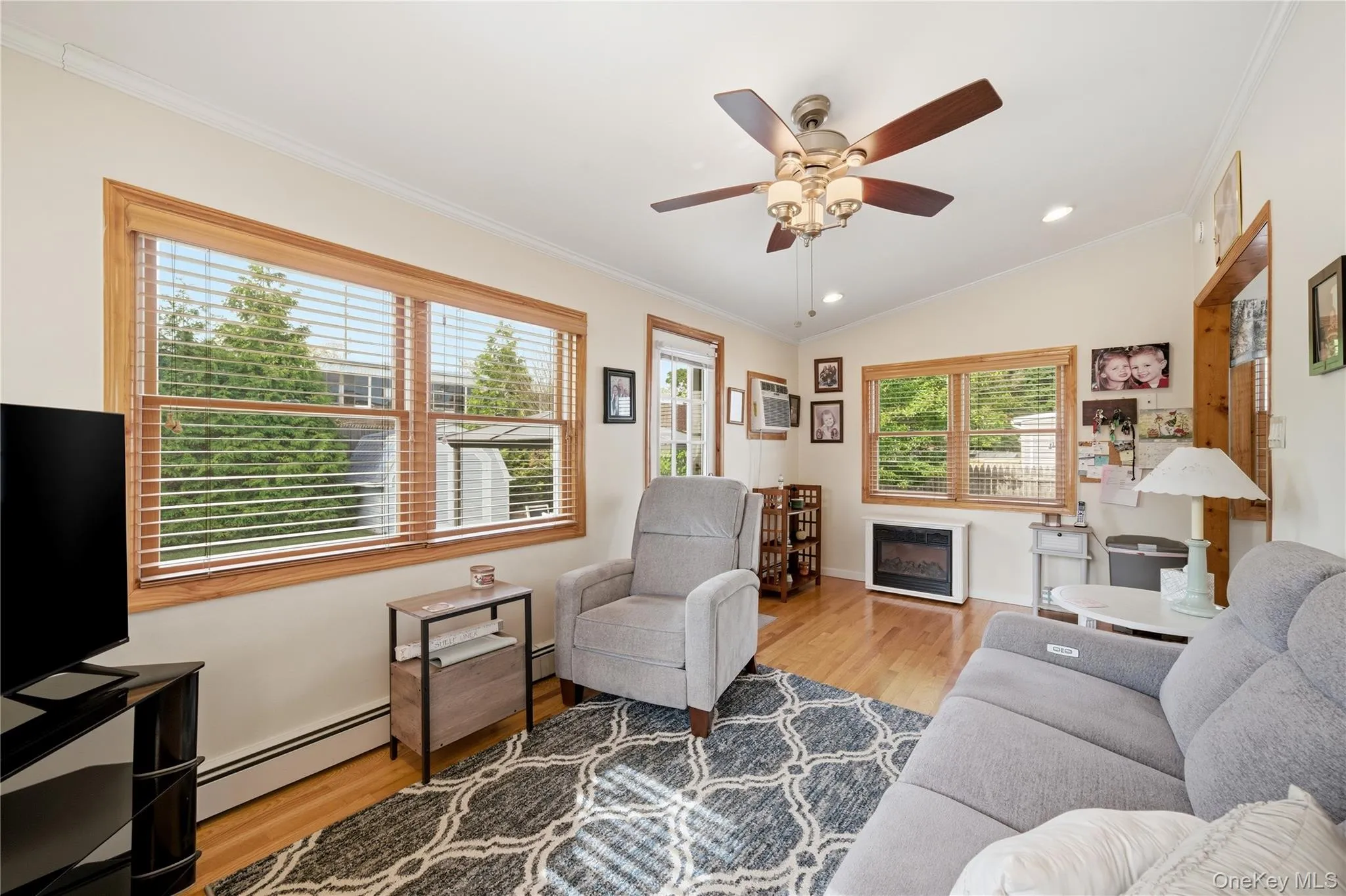 40 Lombardi Place, Babylon, NY, 4 Bedrooms Bedrooms, 7 Rooms Rooms,2 BathroomsBathrooms,Residential,For Rent,Lombardi,0,1011680 40 Lombardi Place, Babylon, NY, 4 Bedrooms Bedrooms, 7 Rooms Rooms,2 BathroomsBathrooms,Residential,For Rent,Lombardi,0,1011680