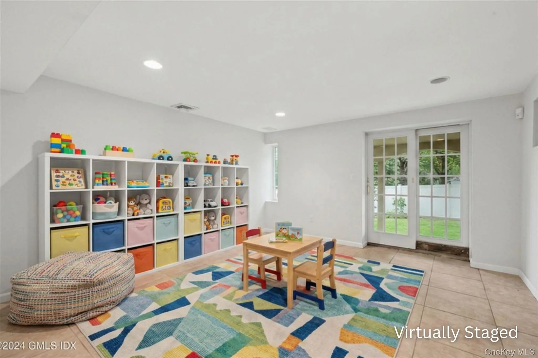 52 Francis Lane, Greenwich, CT, 3 Bedrooms Bedrooms, 10 Rooms Rooms,2 BathroomsBathrooms,Residential,For Rent,Francis,0,1011684 52 Francis Lane, Greenwich, CT, 3 Bedrooms Bedrooms, 10 Rooms Rooms,2 BathroomsBathrooms,Residential,For Rent,Francis,0,1011684