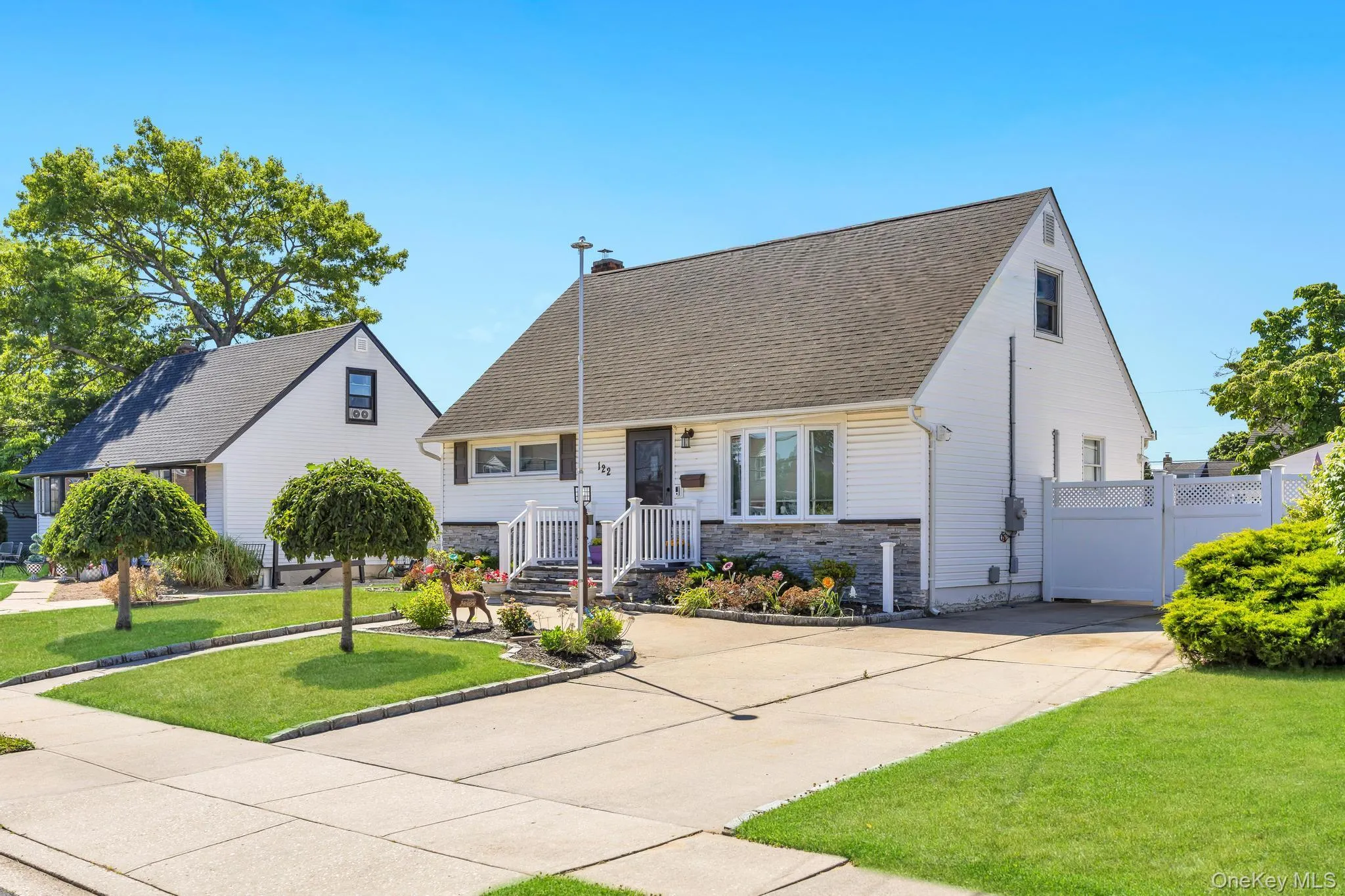 122 Lambert Avenue, Oyster Bay, NY, 4 Bedrooms Bedrooms, 7 Rooms Rooms,2 BathroomsBathrooms,Residential,For Rent,Lambert,0,1011685 122 Lambert Avenue, Oyster Bay, NY, 4 Bedrooms Bedrooms, 7 Rooms Rooms,2 BathroomsBathrooms,Residential,For Rent,Lambert,0,1011685