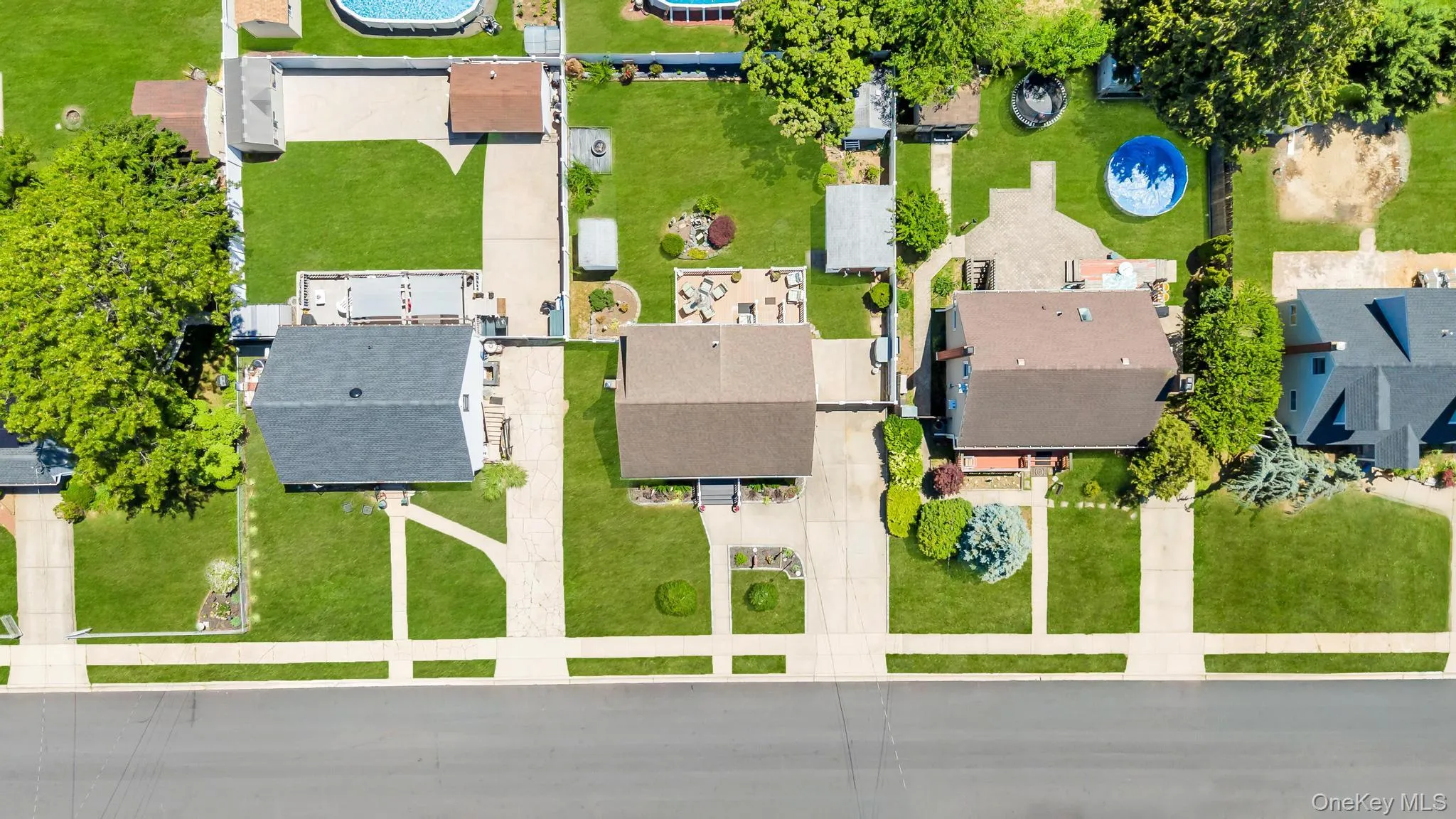 122 Lambert Avenue, Oyster Bay, NY, 4 Bedrooms Bedrooms, 7 Rooms Rooms,2 BathroomsBathrooms,Residential,For Rent,Lambert,0,1011685 122 Lambert Avenue, Oyster Bay, NY, 4 Bedrooms Bedrooms, 7 Rooms Rooms,2 BathroomsBathrooms,Residential,For Rent,Lambert,0,1011685
