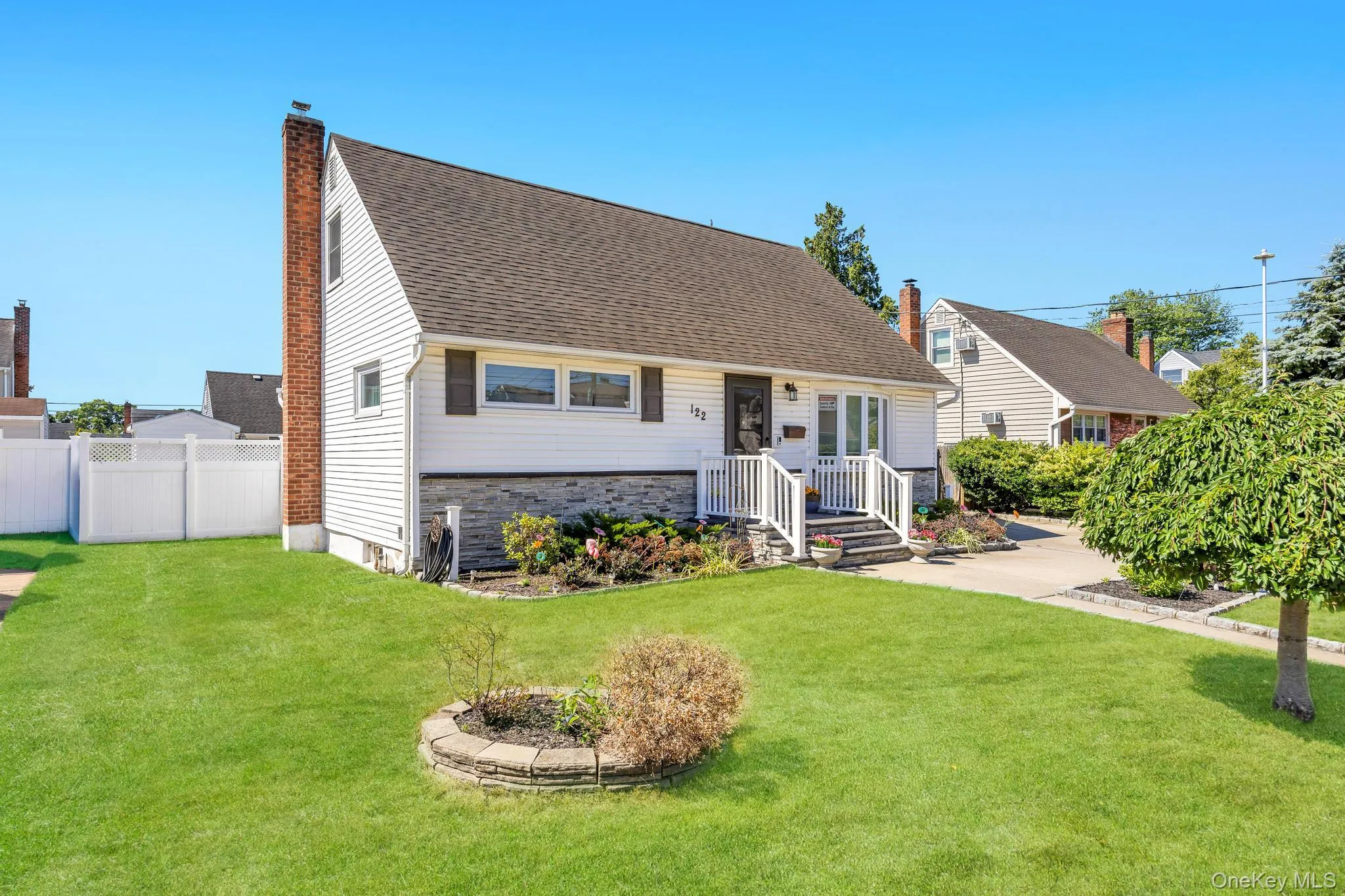 122 Lambert Avenue, Oyster Bay, NY, 4 Bedrooms Bedrooms, 7 Rooms Rooms,2 BathroomsBathrooms,Residential,For Rent,Lambert,0,1011685 122 Lambert Avenue, Oyster Bay, NY, 4 Bedrooms Bedrooms, 7 Rooms Rooms,2 BathroomsBathrooms,Residential,For Rent,Lambert,0,1011685