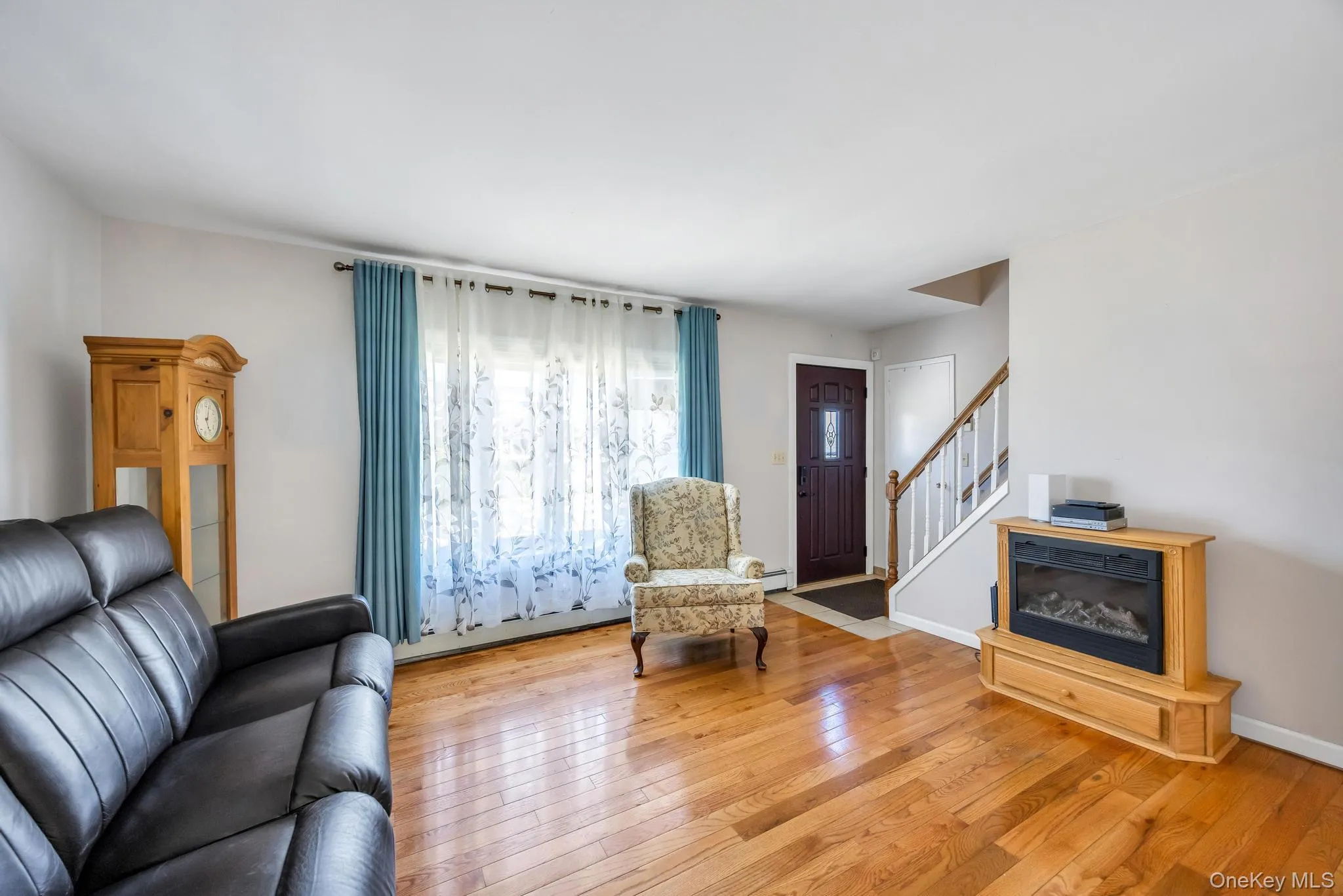 122 Lambert Avenue, Oyster Bay, NY, 4 Bedrooms Bedrooms, 7 Rooms Rooms,2 BathroomsBathrooms,Residential,For Rent,Lambert,0,1011685 122 Lambert Avenue, Oyster Bay, NY, 4 Bedrooms Bedrooms, 7 Rooms Rooms,2 BathroomsBathrooms,Residential,For Rent,Lambert,0,1011685