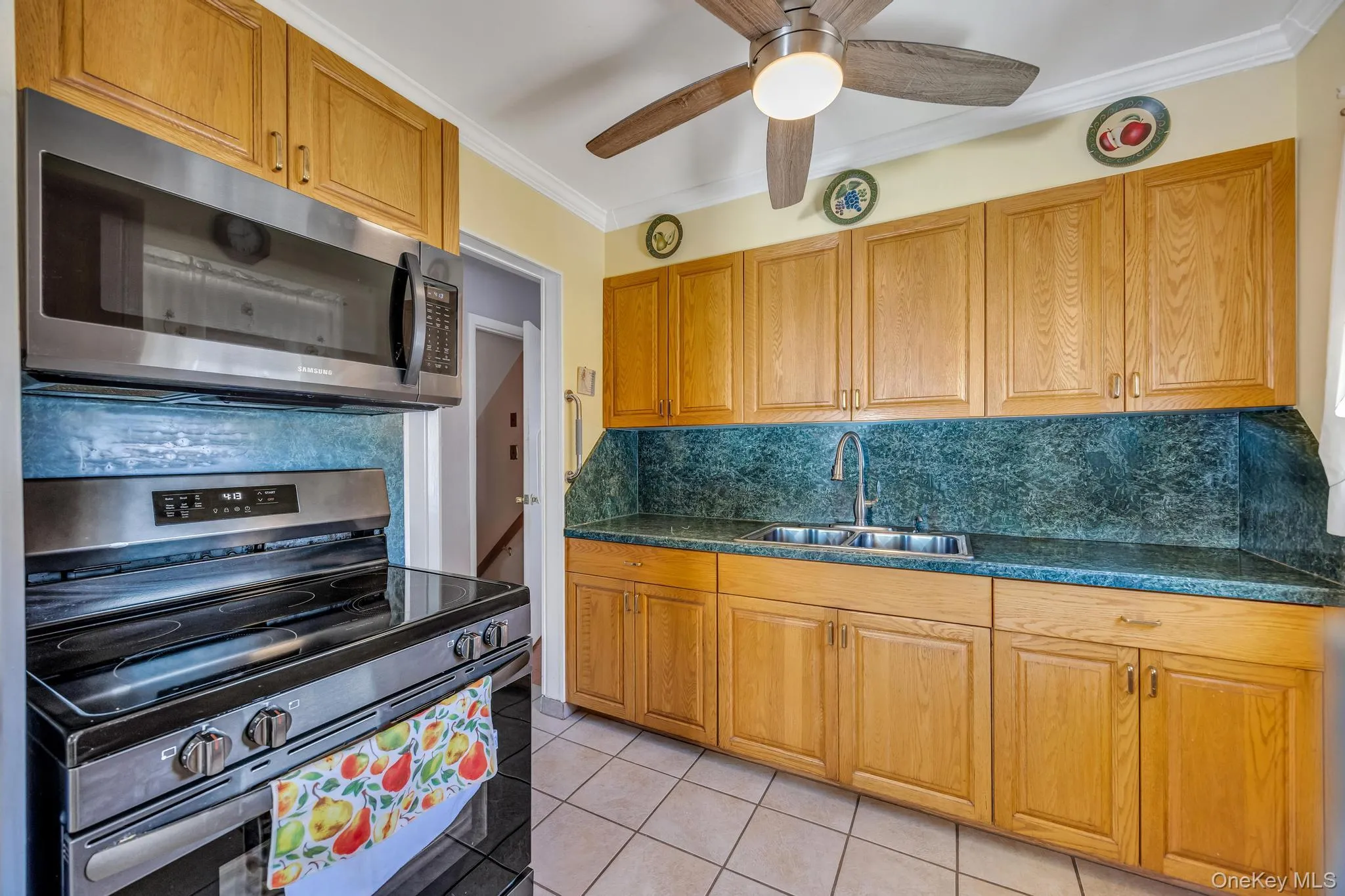 122 Lambert Avenue, Oyster Bay, NY, 4 Bedrooms Bedrooms, 7 Rooms Rooms,2 BathroomsBathrooms,Residential,For Rent,Lambert,0,1011685 122 Lambert Avenue, Oyster Bay, NY, 4 Bedrooms Bedrooms, 7 Rooms Rooms,2 BathroomsBathrooms,Residential,For Rent,Lambert,0,1011685