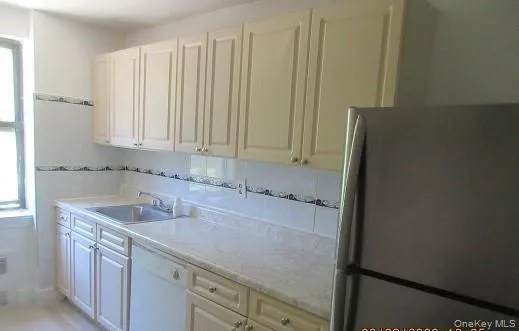 2866 Marion Avenue, New York, NY, 2 Bedrooms Bedrooms, 4 Rooms Rooms,2 BathroomsBathrooms,Residential,For Rent,Marion,0,1011689 2866 Marion Avenue, New York, NY, 2 Bedrooms Bedrooms, 4 Rooms Rooms,2 BathroomsBathrooms,Residential,For Rent,Marion,0,1011689