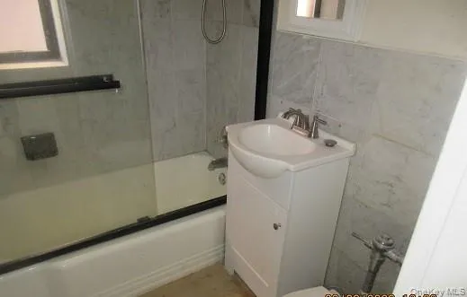 2866 Marion Avenue, New York, NY, 2 Bedrooms Bedrooms, 4 Rooms Rooms,2 BathroomsBathrooms,Residential,For Rent,Marion,0,1011689 2866 Marion Avenue, New York, NY, 2 Bedrooms Bedrooms, 4 Rooms Rooms,2 BathroomsBathrooms,Residential,For Rent,Marion,0,1011689