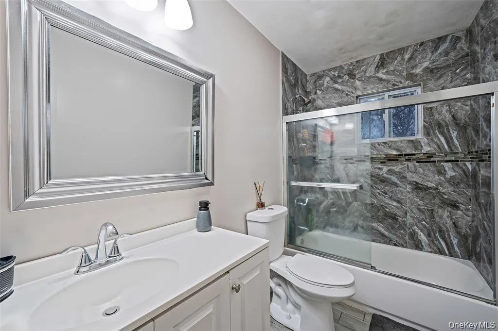 508 Nostrand Avenue, Islip, NY, 3 Bedrooms Bedrooms, 7 Rooms Rooms,1 BathroomBathrooms,Residential Lease,For Rent,Nostrand,0,1011691 508 Nostrand Avenue, Islip, NY, 3 Bedrooms Bedrooms, 7 Rooms Rooms,1 BathroomBathrooms,Residential Lease,For Rent,Nostrand,0,1011691