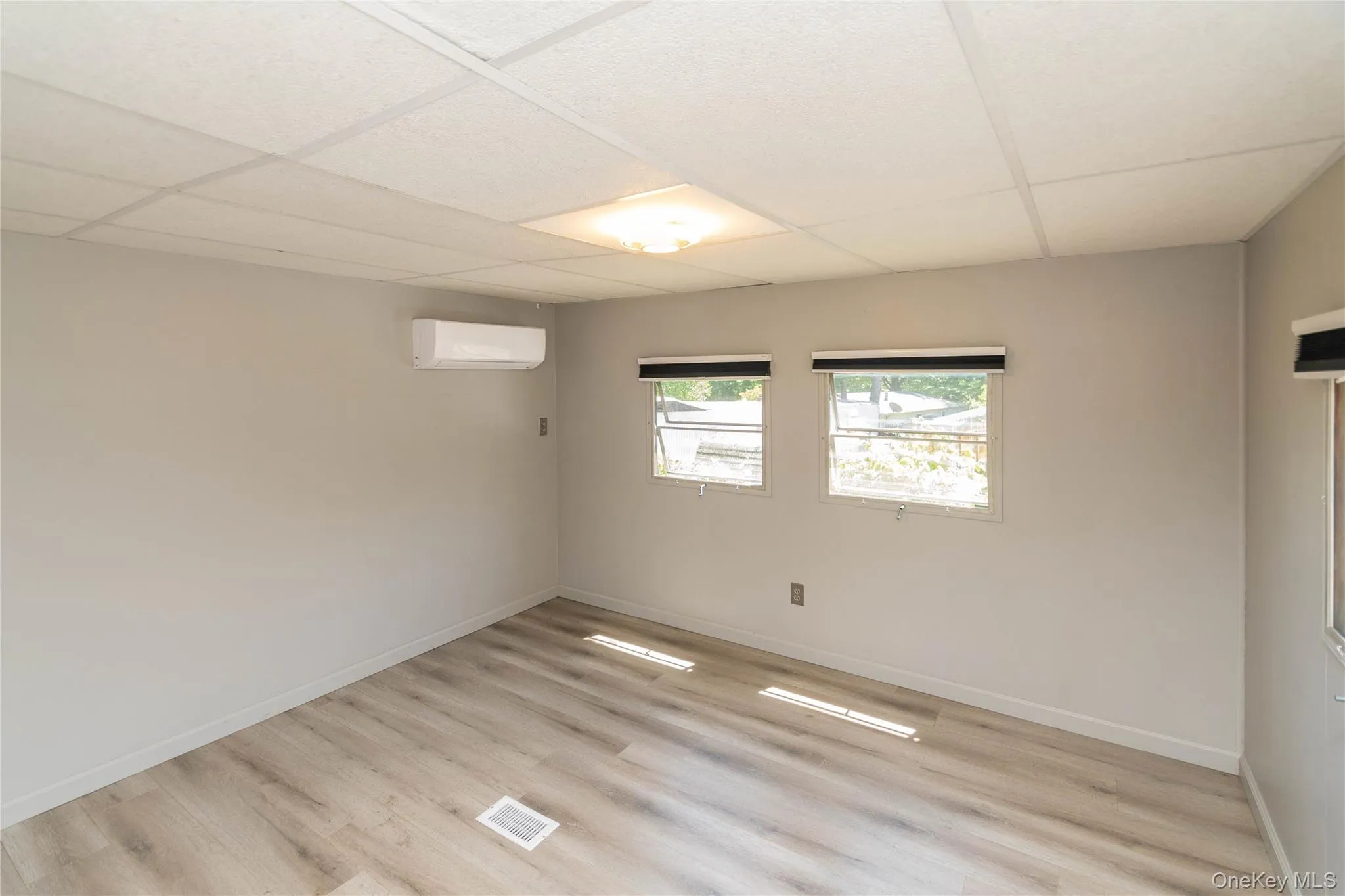 165 Lattintown Road, Newburgh (town), NY, 2 Bedrooms Bedrooms, 6 Rooms Rooms,1 BathroomBathrooms,Residential,For Rent,Lattintown,0,1011692 165 Lattintown Road, Newburgh (town), NY, 2 Bedrooms Bedrooms, 6 Rooms Rooms,1 BathroomBathrooms,Residential,For Rent,Lattintown,0,1011692