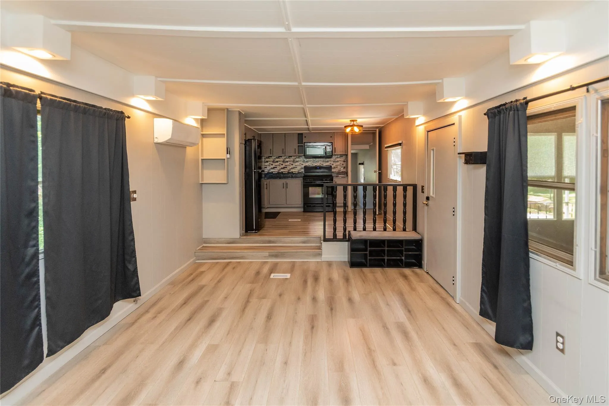 165 Lattintown Road, Newburgh (town), NY, 2 Bedrooms Bedrooms, 6 Rooms Rooms,1 BathroomBathrooms,Residential,For Rent,Lattintown,0,1011692 165 Lattintown Road, Newburgh (town), NY, 2 Bedrooms Bedrooms, 6 Rooms Rooms,1 BathroomBathrooms,Residential,For Rent,Lattintown,0,1011692
