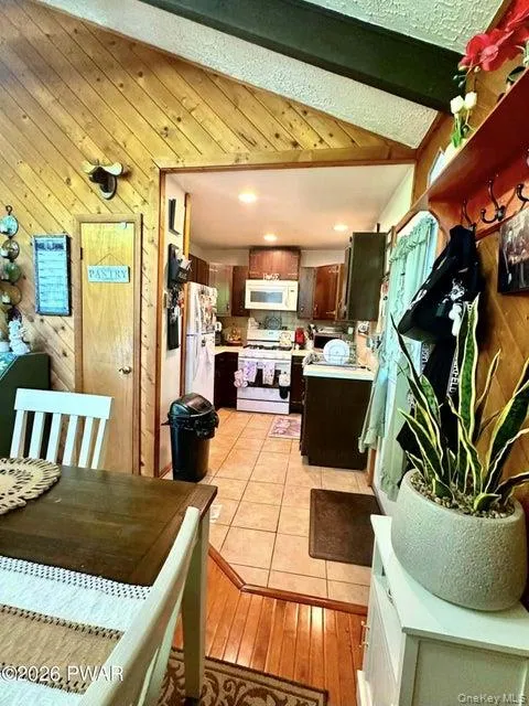 107 Fetlock Drive, Out Of Area, PA, 3 Bedrooms Bedrooms, 5 Rooms Rooms,2 BathroomsBathrooms,Residential,For Rent,Fetlock,0,1011694 107 Fetlock Drive, Out Of Area, PA, 3 Bedrooms Bedrooms, 5 Rooms Rooms,2 BathroomsBathrooms,Residential,For Rent,Fetlock,0,1011694
