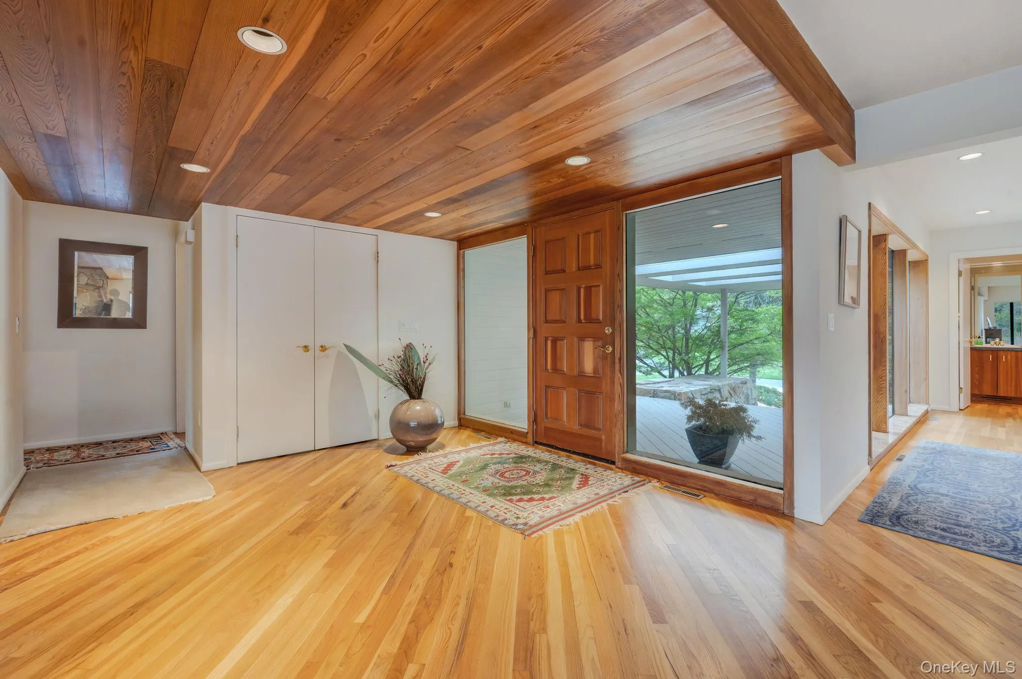 5 Kew Court, Huntington, NY, 3 Bedrooms Bedrooms, 14 Rooms Rooms,2 BathroomsBathrooms,Residential,For Rent,Kew,0,1011695 5 Kew Court, Huntington, NY, 3 Bedrooms Bedrooms, 14 Rooms Rooms,2 BathroomsBathrooms,Residential,For Rent,Kew,0,1011695