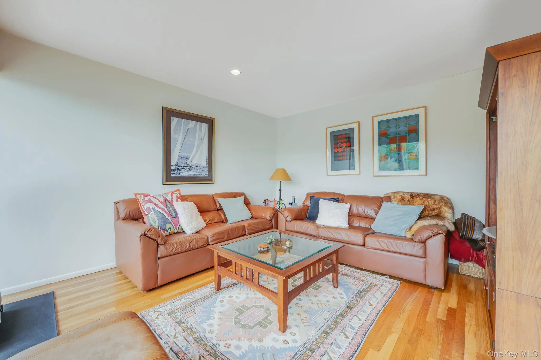 5 Kew Court, Huntington, NY, 3 Bedrooms Bedrooms, 14 Rooms Rooms,2 BathroomsBathrooms,Residential,For Rent,Kew,0,1011695 5 Kew Court, Huntington, NY, 3 Bedrooms Bedrooms, 14 Rooms Rooms,2 BathroomsBathrooms,Residential,For Rent,Kew,0,1011695