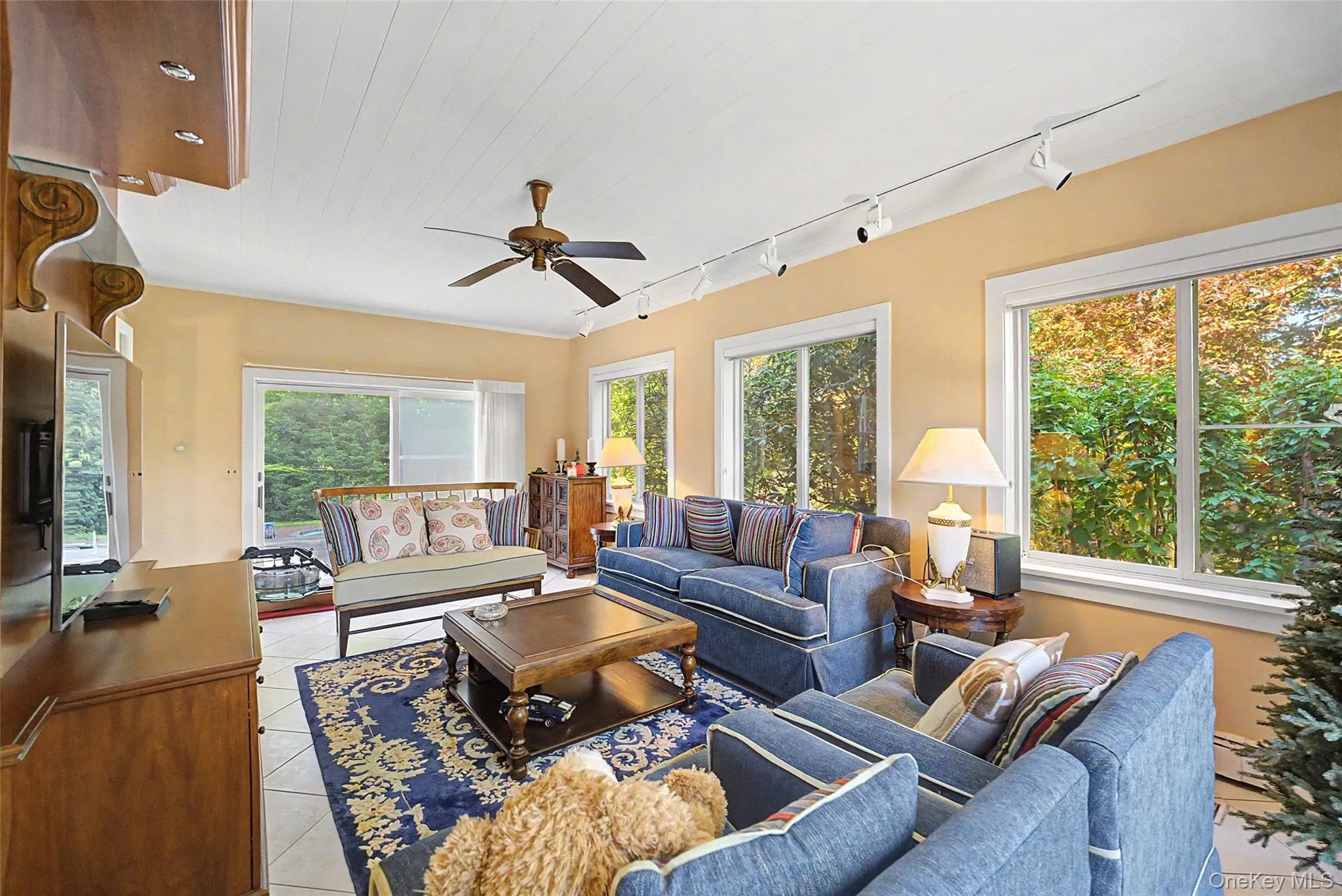 23 Townsend Road, Glen Cove, NY, 5 Bedrooms Bedrooms, 20 Rooms Rooms,3 BathroomsBathrooms,Residential,For Rent,Townsend,0,1011698 23 Townsend Road, Glen Cove, NY, 5 Bedrooms Bedrooms, 20 Rooms Rooms,3 BathroomsBathrooms,Residential,For Rent,Townsend,0,1011698