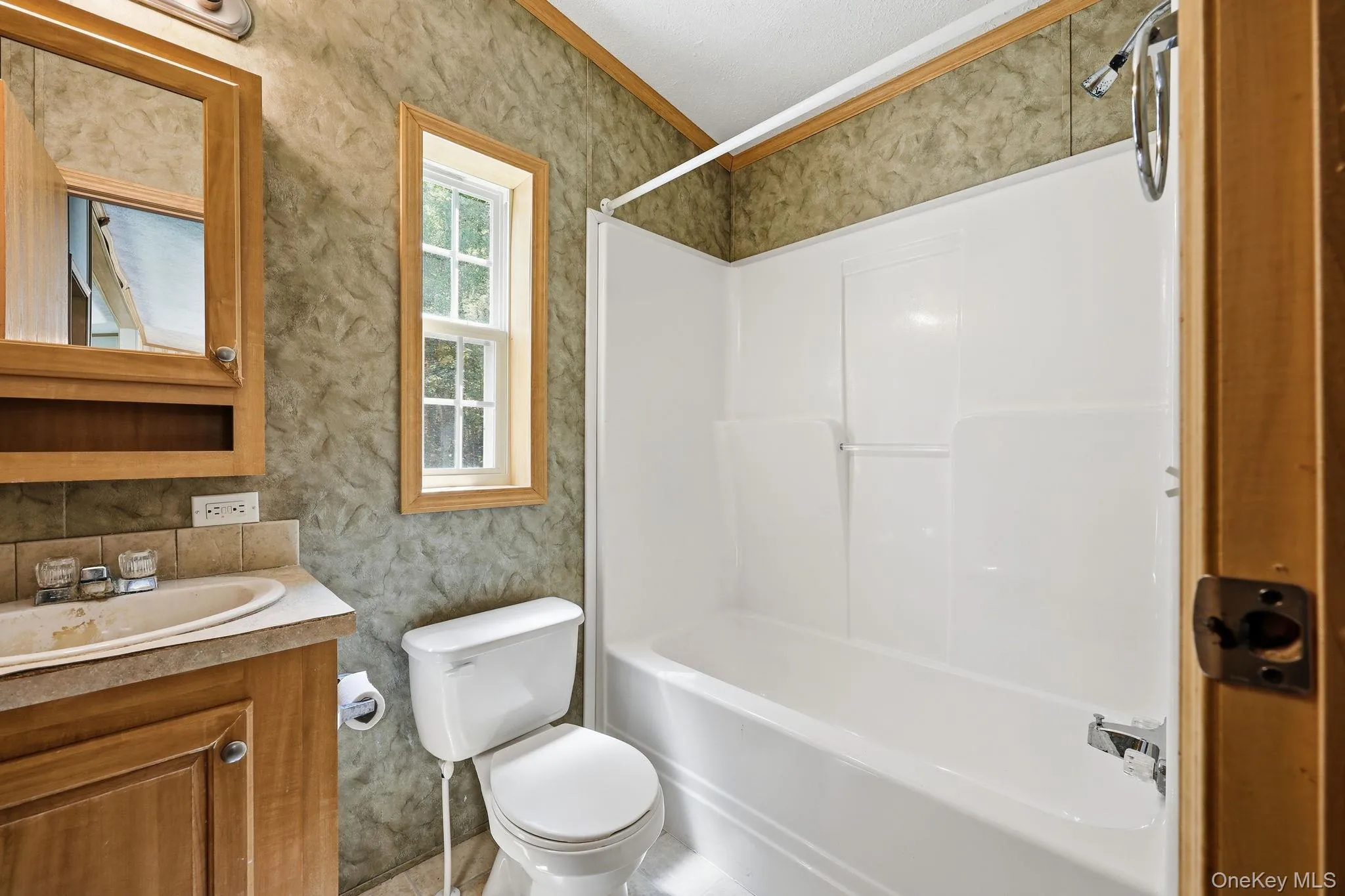 59 Deer Haven Lane, Gardiner, NY, 3 Bedrooms Bedrooms, 8 Rooms Rooms,2 BathroomsBathrooms,Residential,For Rent,Deer Haven Lane,0,KEY1011700 59 Deer Haven Lane, Gardiner, NY, 3 Bedrooms Bedrooms, 8 Rooms Rooms,2 BathroomsBathrooms,Residential,For Rent,Deer Haven Lane,0,KEY1011700
