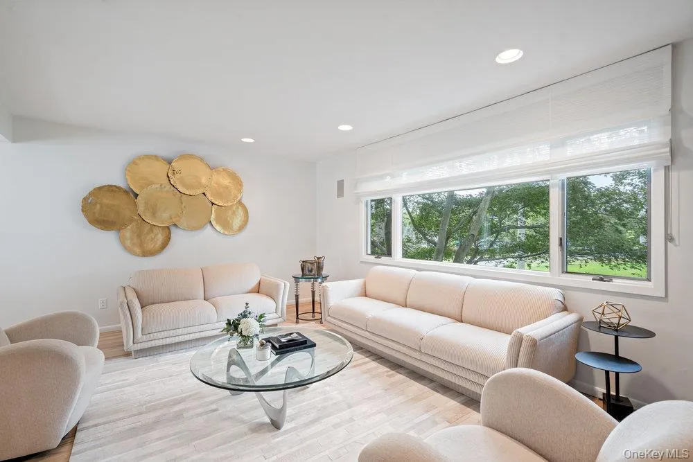 4 Newport Drive, Oyster Bay, NY, 4 Bedrooms Bedrooms, 10 Rooms Rooms,2 BathroomsBathrooms,Residential,For Rent,Newport,0,1011706 4 Newport Drive, Oyster Bay, NY, 4 Bedrooms Bedrooms, 10 Rooms Rooms,2 BathroomsBathrooms,Residential,For Rent,Newport,0,1011706