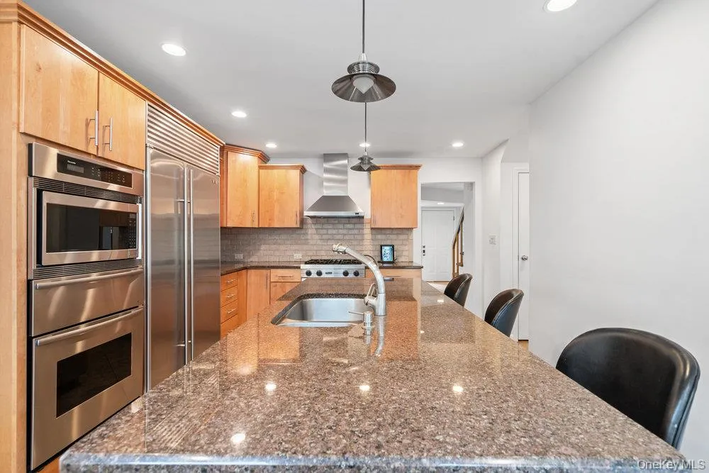 4 Newport Drive, Oyster Bay, NY, 4 Bedrooms Bedrooms, 10 Rooms Rooms,2 BathroomsBathrooms,Residential,For Rent,Newport,0,1011706 4 Newport Drive, Oyster Bay, NY, 4 Bedrooms Bedrooms, 10 Rooms Rooms,2 BathroomsBathrooms,Residential,For Rent,Newport,0,1011706