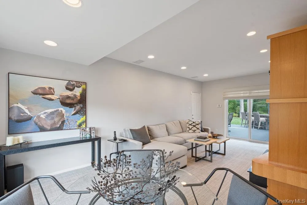 4 Newport Drive, Oyster Bay, NY, 4 Bedrooms Bedrooms, 10 Rooms Rooms,2 BathroomsBathrooms,Residential,For Rent,Newport,0,1011706 4 Newport Drive, Oyster Bay, NY, 4 Bedrooms Bedrooms, 10 Rooms Rooms,2 BathroomsBathrooms,Residential,For Rent,Newport,0,1011706