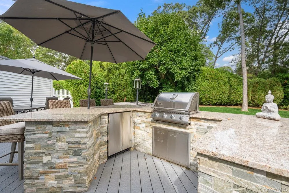4 Newport Drive, Oyster Bay, NY, 4 Bedrooms Bedrooms, 10 Rooms Rooms,2 BathroomsBathrooms,Residential,For Rent,Newport,0,1011706 4 Newport Drive, Oyster Bay, NY, 4 Bedrooms Bedrooms, 10 Rooms Rooms,2 BathroomsBathrooms,Residential,For Rent,Newport,0,1011706