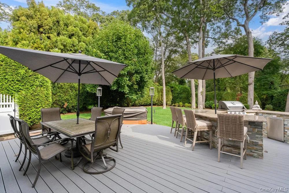 4 Newport Drive, Oyster Bay, NY, 4 Bedrooms Bedrooms, 10 Rooms Rooms,2 BathroomsBathrooms,Residential,For Rent,Newport,0,1011706 4 Newport Drive, Oyster Bay, NY, 4 Bedrooms Bedrooms, 10 Rooms Rooms,2 BathroomsBathrooms,Residential,For Rent,Newport,0,1011706
