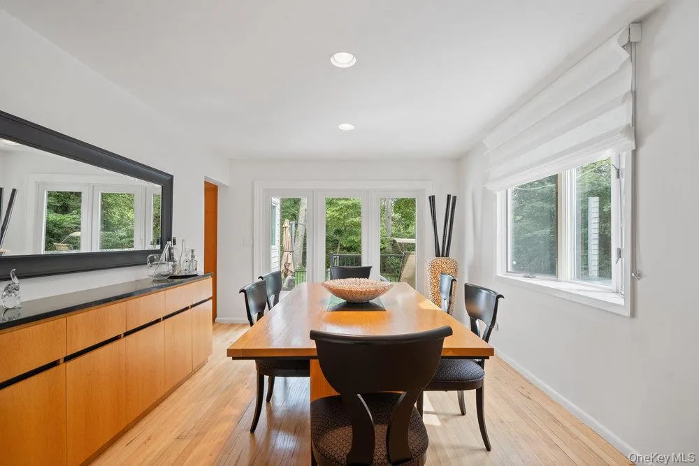 4 Newport Drive, Oyster Bay, NY, 4 Bedrooms Bedrooms, 10 Rooms Rooms,2 BathroomsBathrooms,Residential,For Rent,Newport,0,1011706 4 Newport Drive, Oyster Bay, NY, 4 Bedrooms Bedrooms, 10 Rooms Rooms,2 BathroomsBathrooms,Residential,For Rent,Newport,0,1011706