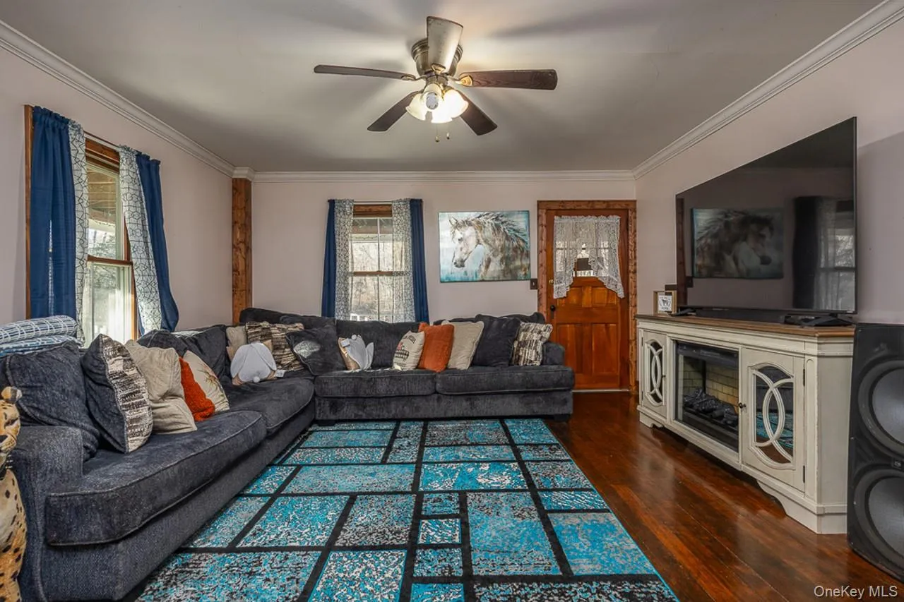 355 Fosler Road, Plattekill, NY, 4 Bedrooms Bedrooms, 10 Rooms Rooms,2 BathroomsBathrooms,Residential,For Rent,Fosler,0,1011709 355 Fosler Road, Plattekill, NY, 4 Bedrooms Bedrooms, 10 Rooms Rooms,2 BathroomsBathrooms,Residential,For Rent,Fosler,0,1011709