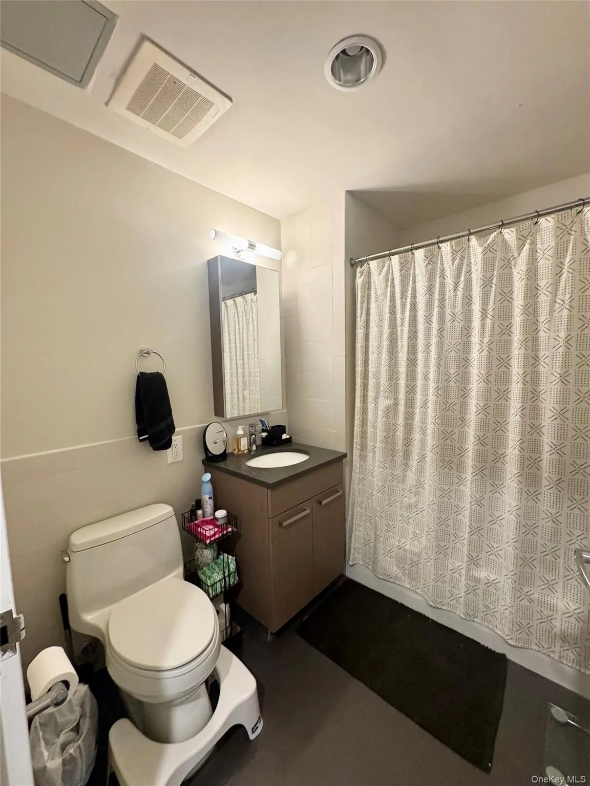 1215 Broadway, New York, NY, 1 Bedroom Bedrooms, 3 Rooms Rooms,1 BathroomBathrooms,Residential Lease,For Rent,Broadway,0,1011712 1215 Broadway, New York, NY, 1 Bedroom Bedrooms, 3 Rooms Rooms,1 BathroomBathrooms,Residential Lease,For Rent,Broadway,0,1011712