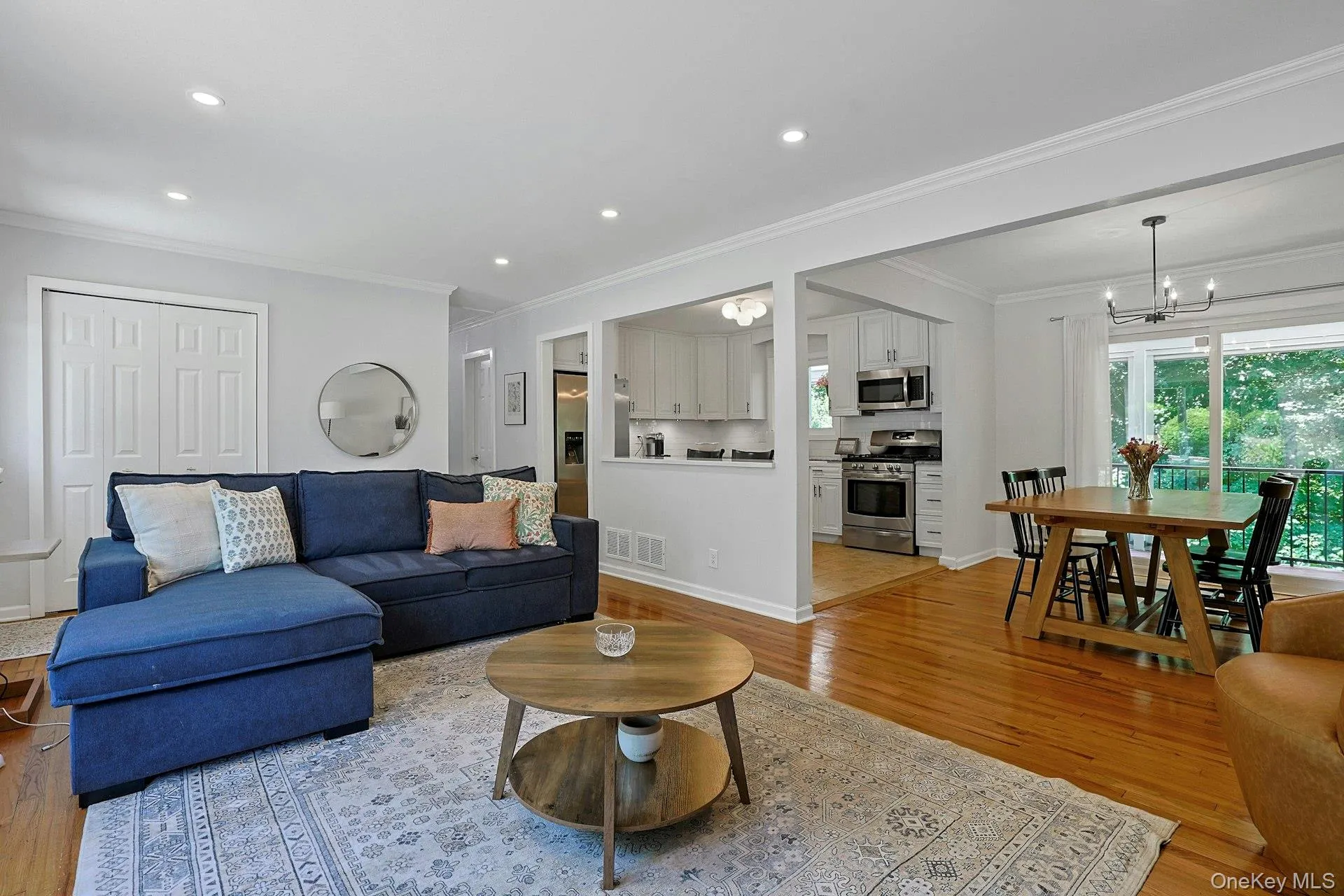 This layout offers great circular movement between living room, dining room and kitchen. This layout offers great circular movement between living room, dining room and kitchen.