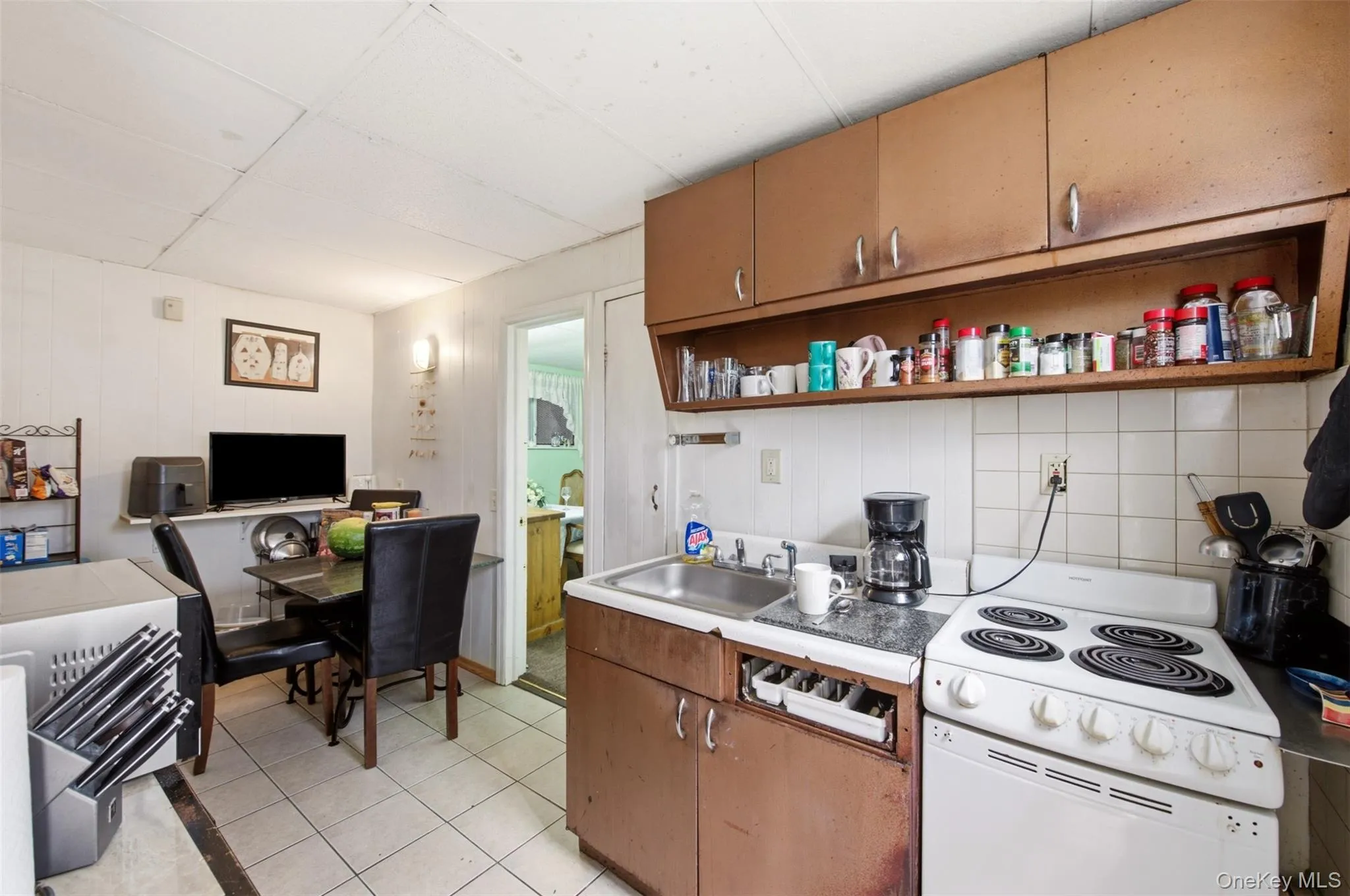 Galley Kitchen with Dining Area Galley Kitchen with Dining Area