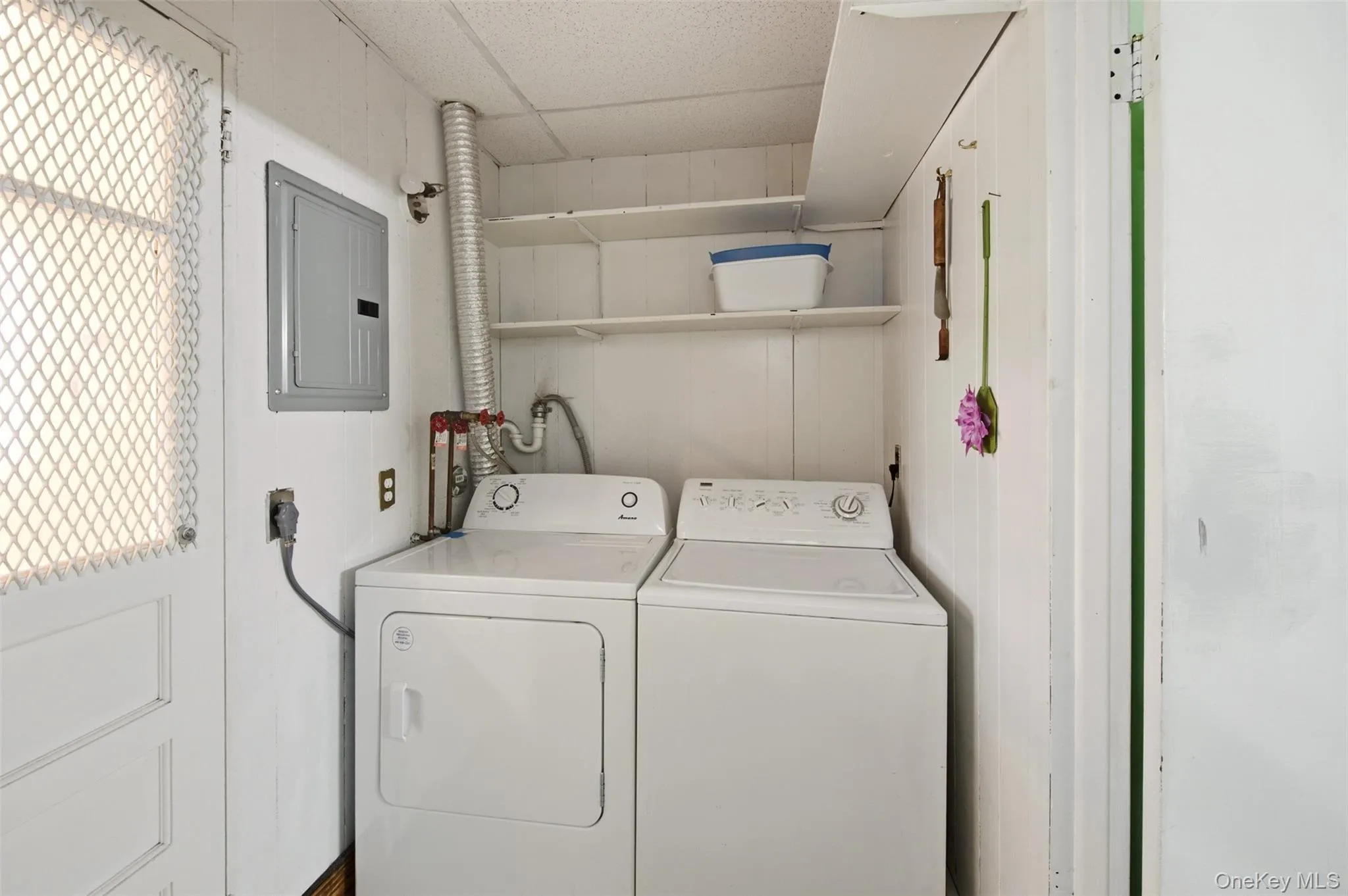 Laundry/Mud Room Laundry/Mud Room