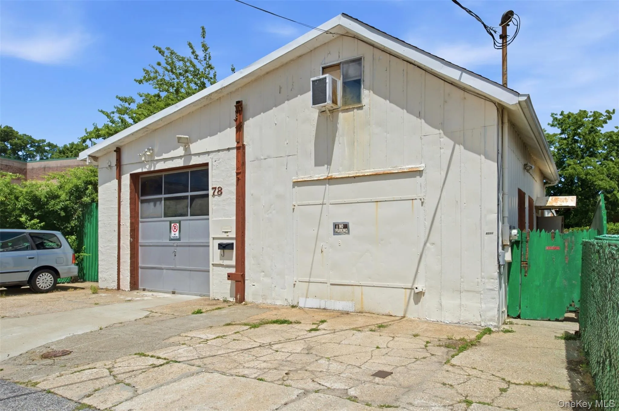 78 Auburn Street, Babylon, NY, 3 Bedrooms Bedrooms, 7 Rooms Rooms,2 BathroomsBathrooms,Residential,For Rent,Auburn,0,1011715 78 Auburn Street, Babylon, NY, 3 Bedrooms Bedrooms, 7 Rooms Rooms,2 BathroomsBathrooms,Residential,For Rent,Auburn,0,1011715