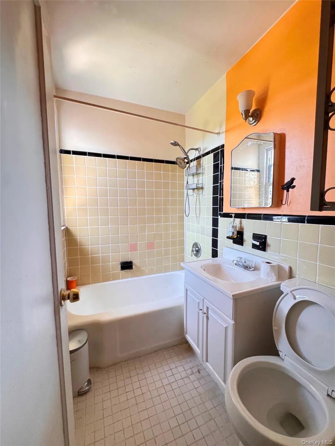 8 Wainwright Avenue, Yonkers, NY, 2 Rooms Rooms,1 BathroomBathrooms,Residential Lease,For Rent,Wainwright,0,1011717 8 Wainwright Avenue, Yonkers, NY, 2 Rooms Rooms,1 BathroomBathrooms,Residential Lease,For Rent,Wainwright,0,1011717