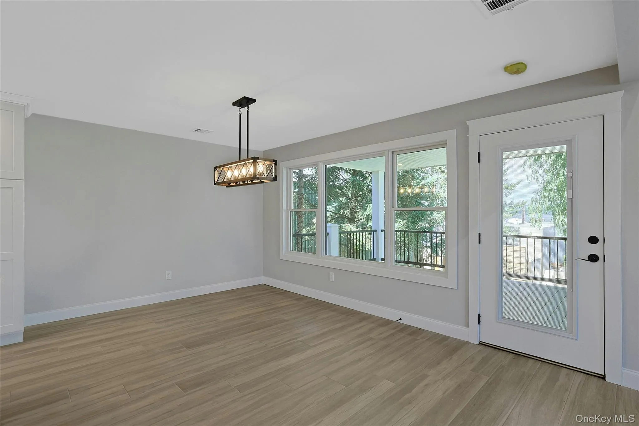 74 Beach Road, Stony Point, NY, 4 Bedrooms Bedrooms, 8 Rooms Rooms,3 BathroomsBathrooms,Residential,For Rent,Beach,0,KEY1011719 74 Beach Road, Stony Point, NY, 4 Bedrooms Bedrooms, 8 Rooms Rooms,3 BathroomsBathrooms,Residential,For Rent,Beach,0,KEY1011719