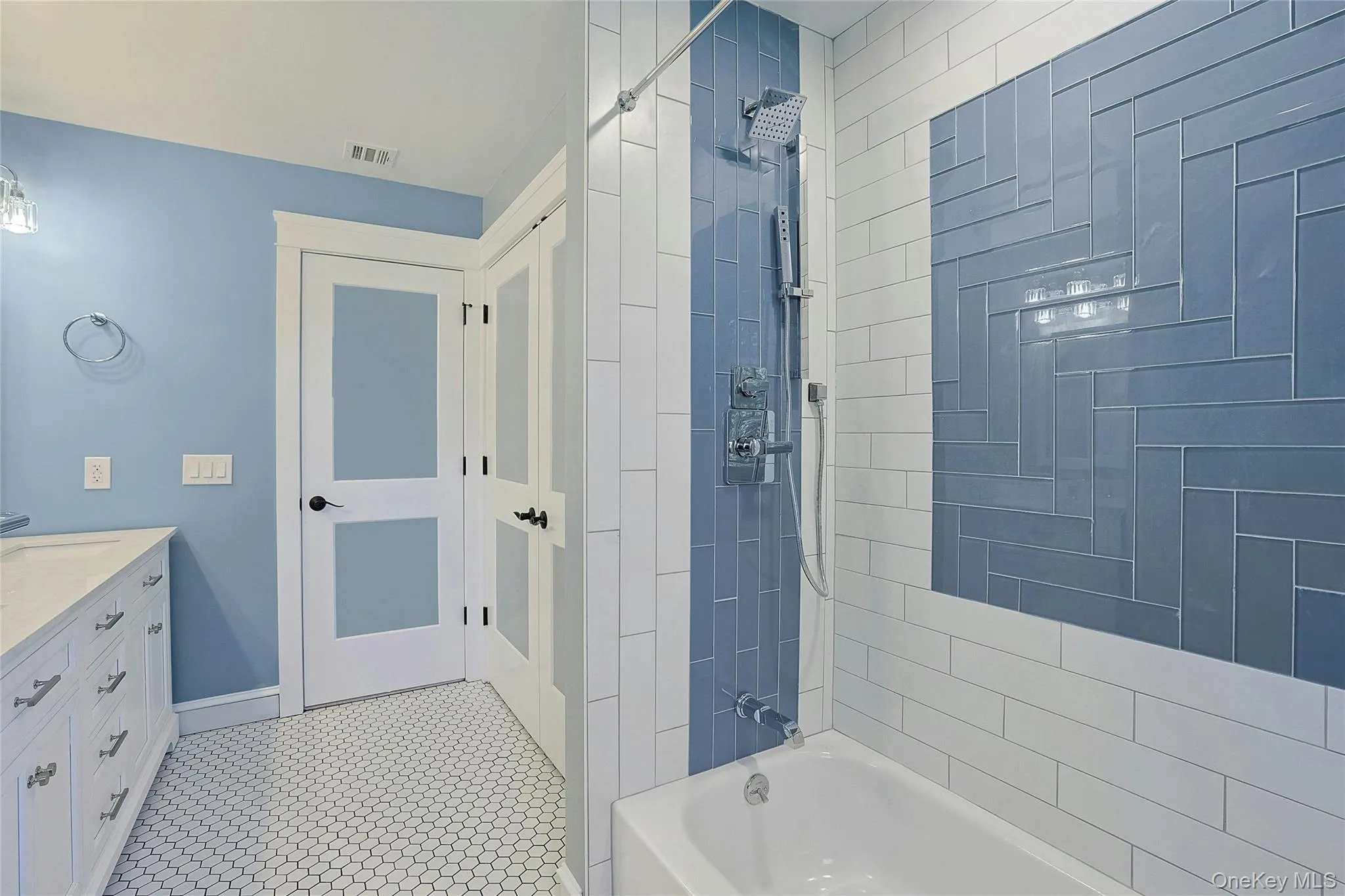 74 Beach Road, Stony Point, NY, 4 Bedrooms Bedrooms, 8 Rooms Rooms,3 BathroomsBathrooms,Residential,For Rent,Beach,0,KEY1011719 74 Beach Road, Stony Point, NY, 4 Bedrooms Bedrooms, 8 Rooms Rooms,3 BathroomsBathrooms,Residential,For Rent,Beach,0,KEY1011719