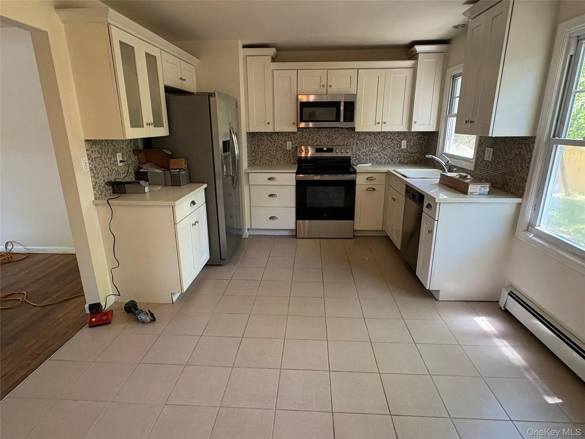 52 Neptune Avenue, Southampton, NY, 3 Bedrooms Bedrooms, 7 Rooms Rooms,1 BathroomBathrooms,Residential Lease,For Rent,Neptune,0,1011724 52 Neptune Avenue, Southampton, NY, 3 Bedrooms Bedrooms, 7 Rooms Rooms,1 BathroomBathrooms,Residential Lease,For Rent,Neptune,0,1011724