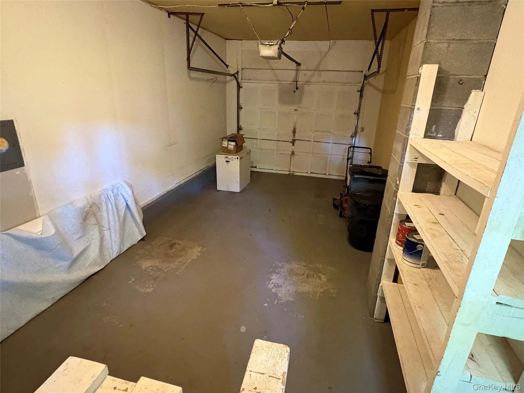 52 Neptune Avenue, Southampton, NY, 3 Bedrooms Bedrooms, 7 Rooms Rooms,1 BathroomBathrooms,Residential Lease,For Rent,Neptune,0,1011724 52 Neptune Avenue, Southampton, NY, 3 Bedrooms Bedrooms, 7 Rooms Rooms,1 BathroomBathrooms,Residential Lease,For Rent,Neptune,0,1011724